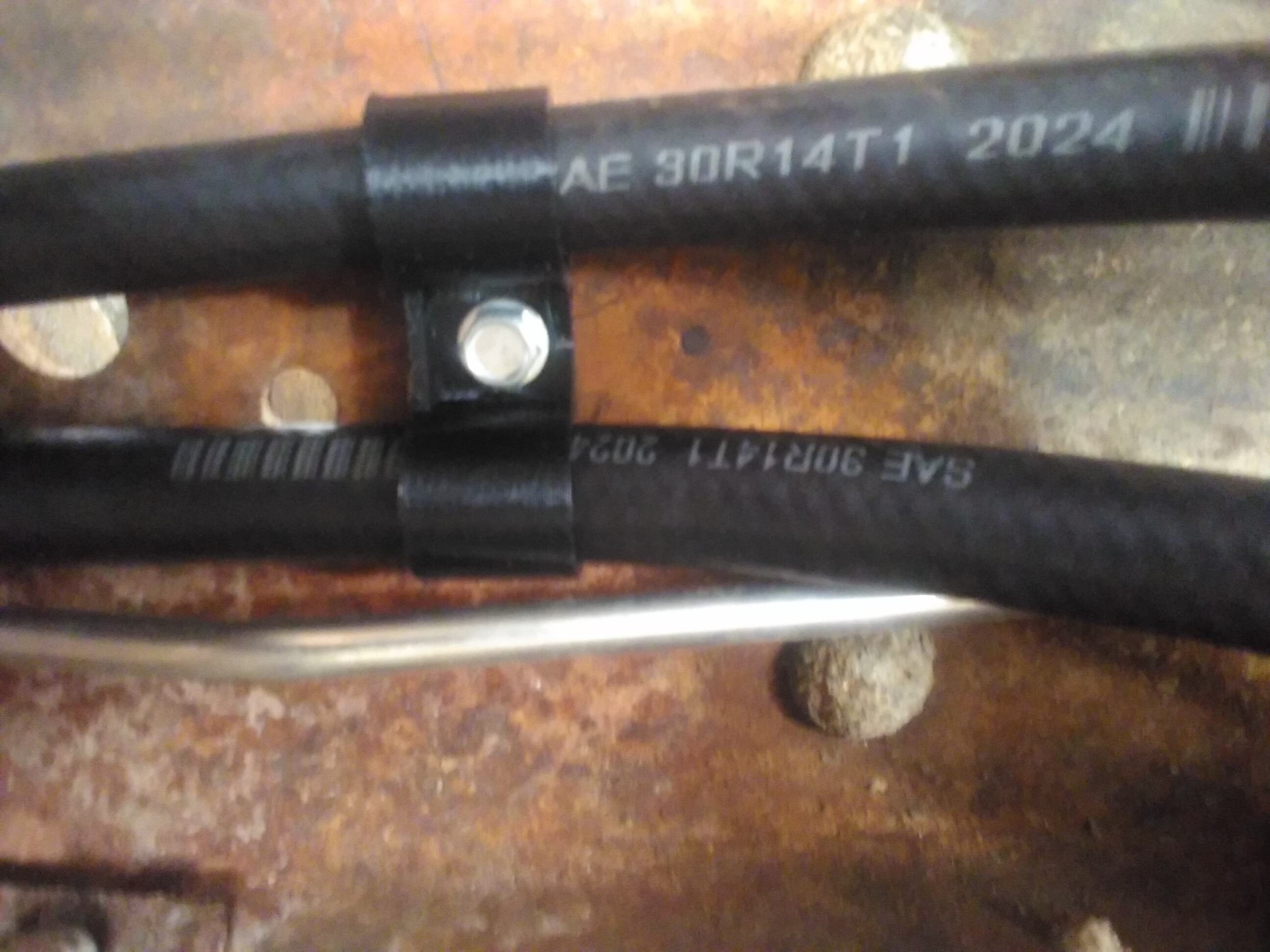 3/8 and 5/16 Fuel line clamp with f3d file for editing!