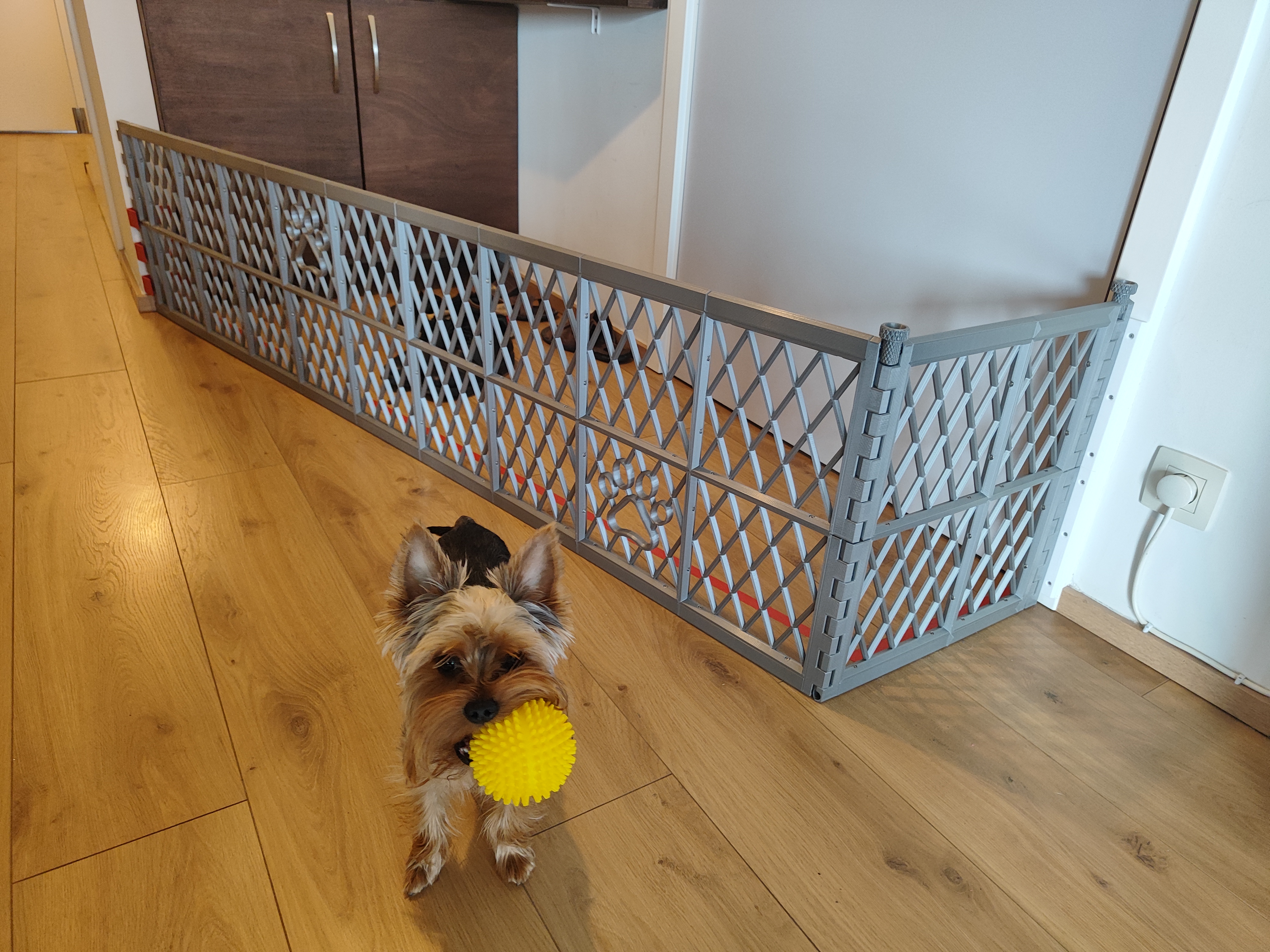 MODULAR DOG PET PLAYPEN BARRIER FENCE