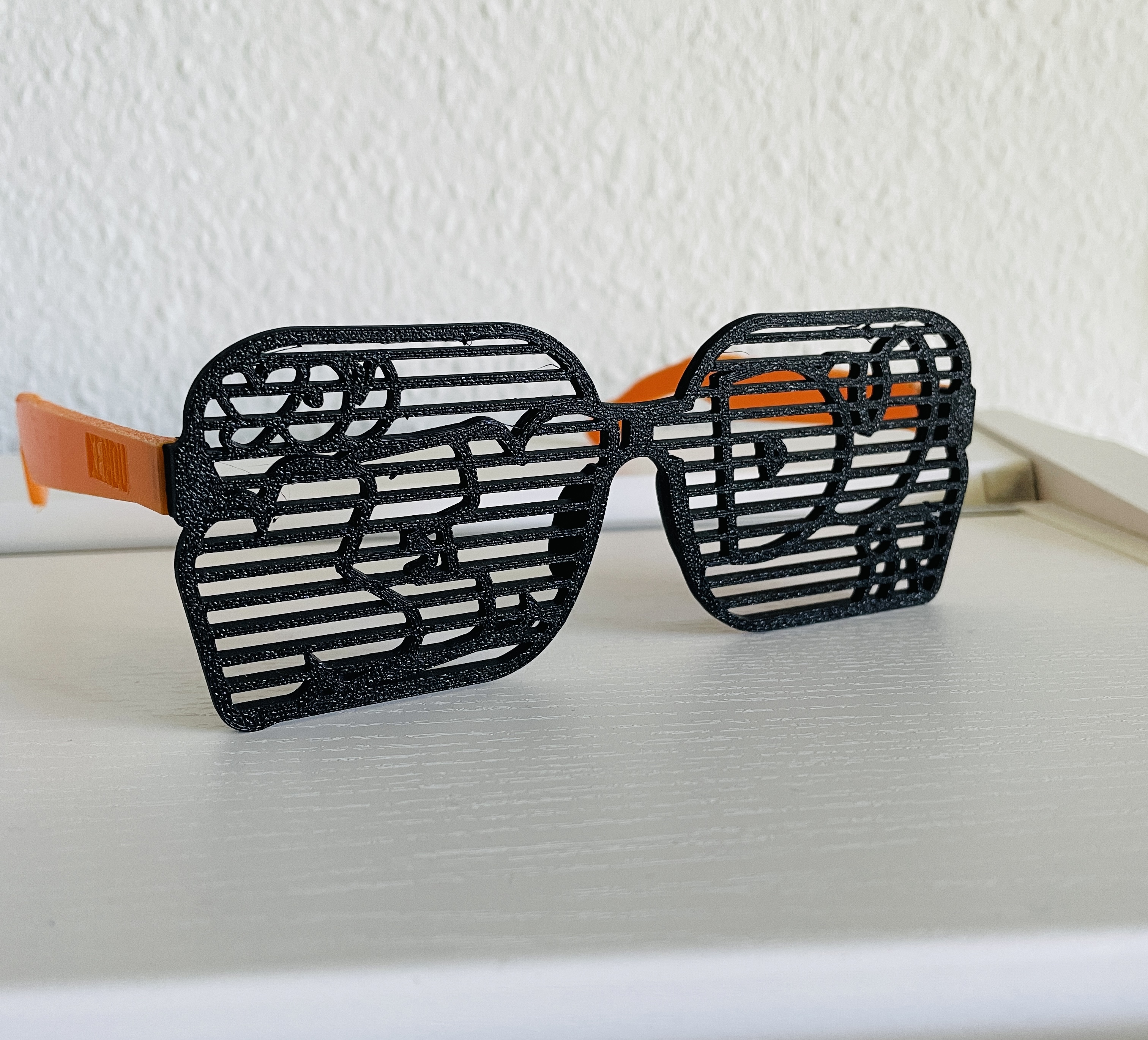 KENDU party glasses crypto memecoin