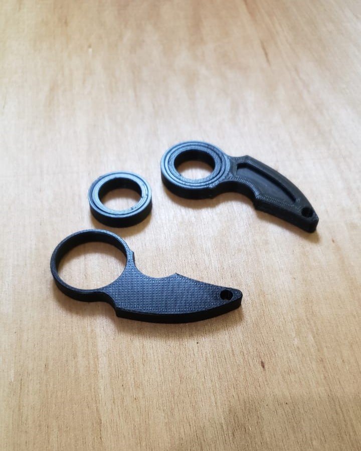Karambit Keychain with Print in Place Bearing by Tommegg Download