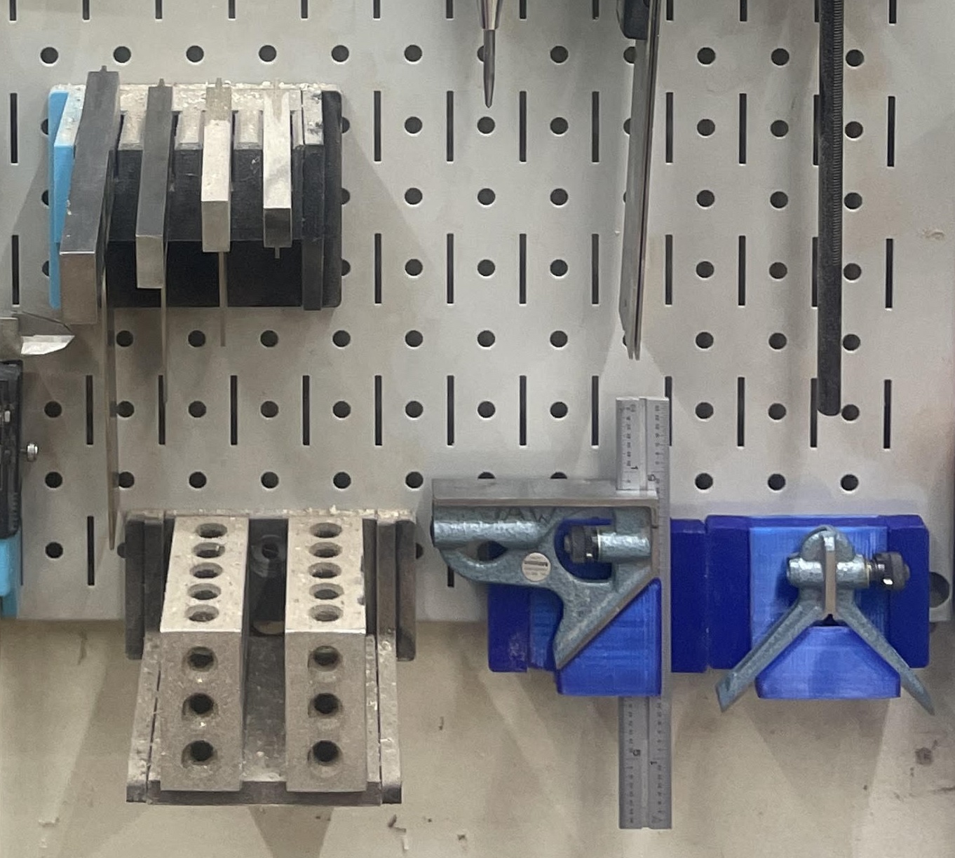 Wall Control 1-2-3 block holder 3D model thumbnail