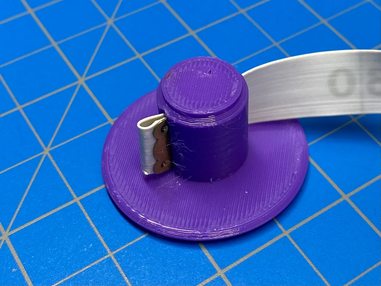 Sewing Fabric Tape Measure Holder Spool Winder Simple 2 Piece