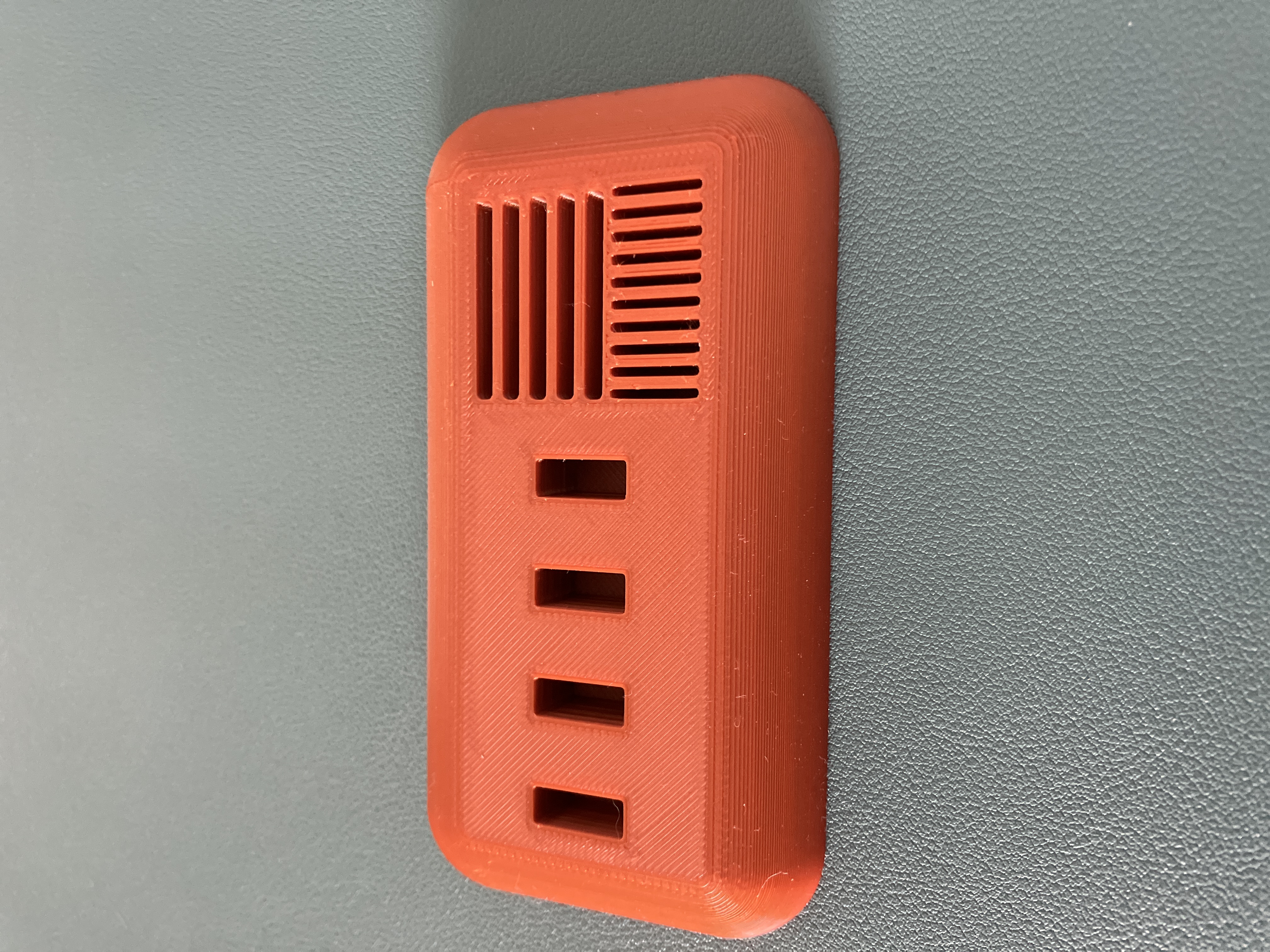 Miniatura 2 do modelo 3D usb & sd card holder