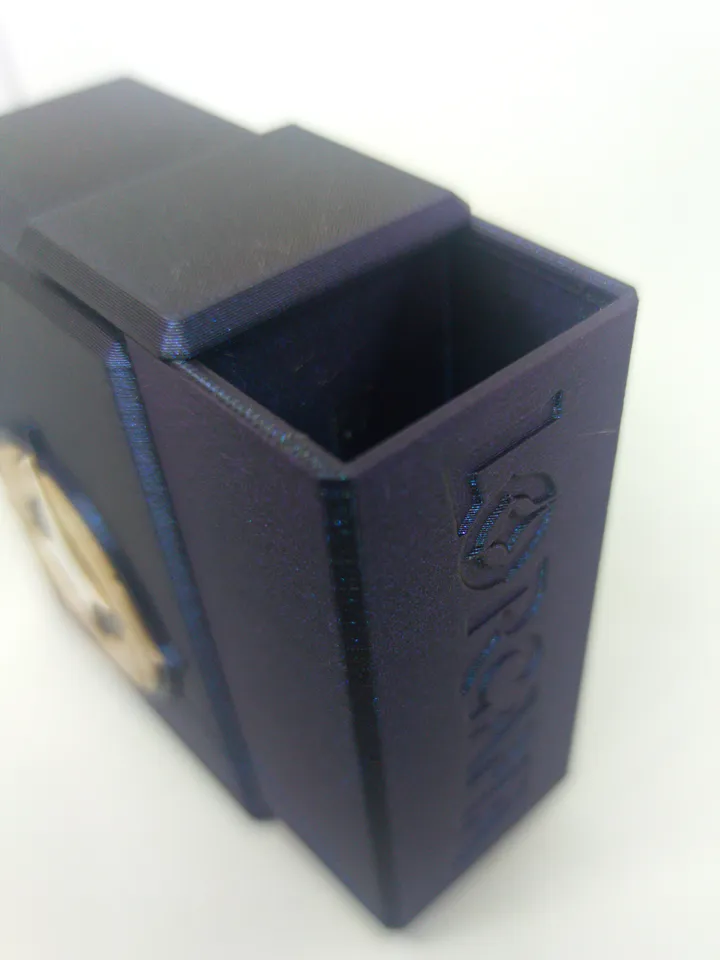 STL file Lorcana Deck Box (Compatible with Tracker Token!) 📦・3D printable  design to download・Cults