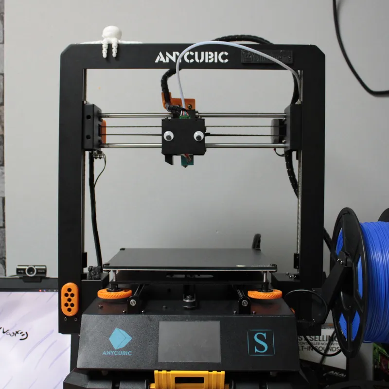 Anycubic Mega S - Unboxing e primo utilizzo - Stampante 3D adatta ai  beginner? 