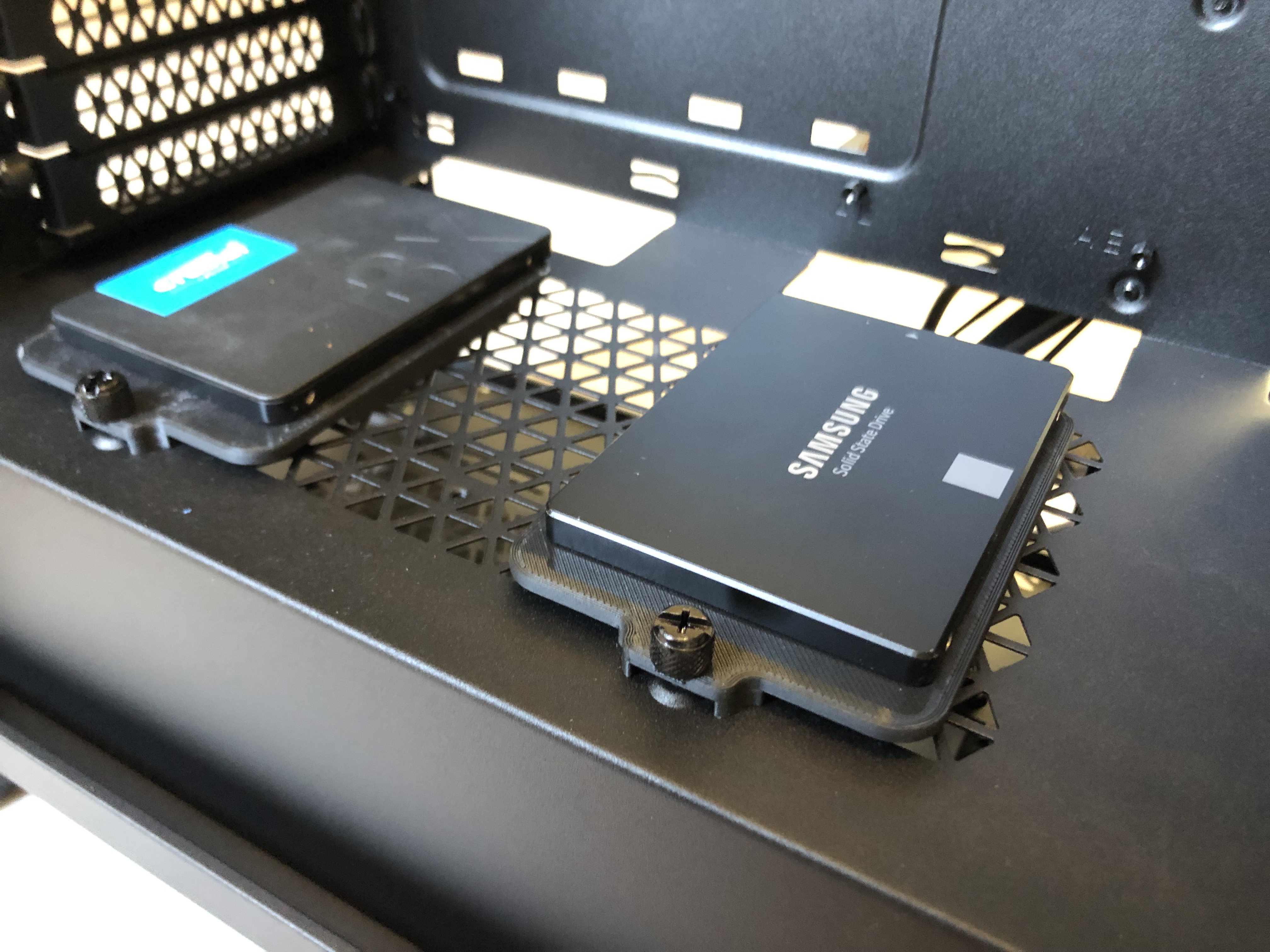 Corsair 4000D SSD Tray SSD Holder