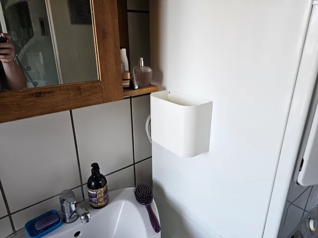 Mag trash bin