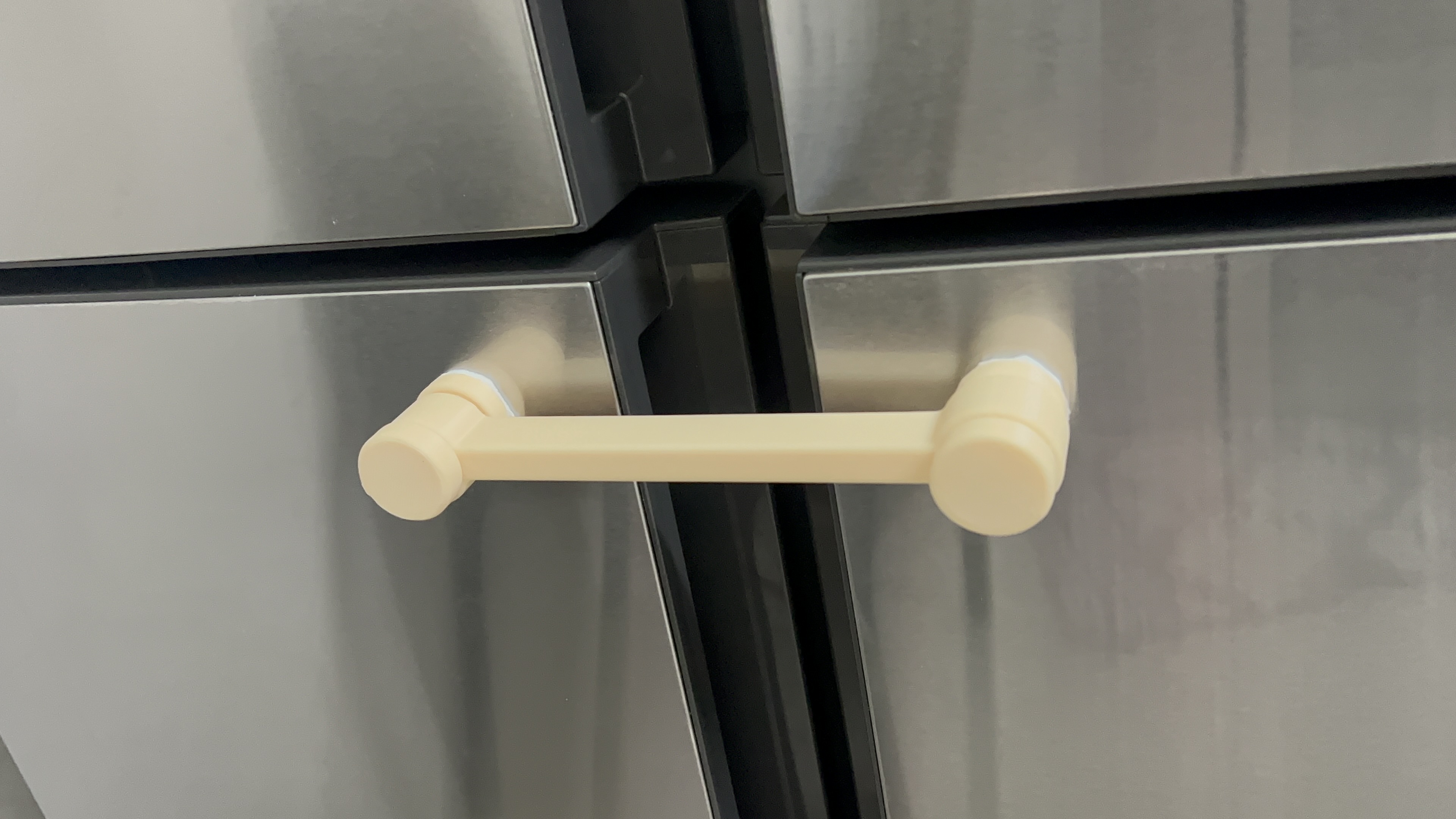 Hook Latch // Child Proof // For Fridge