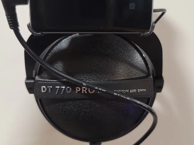 DT 770/880/990 Fiio BTR5 Clip