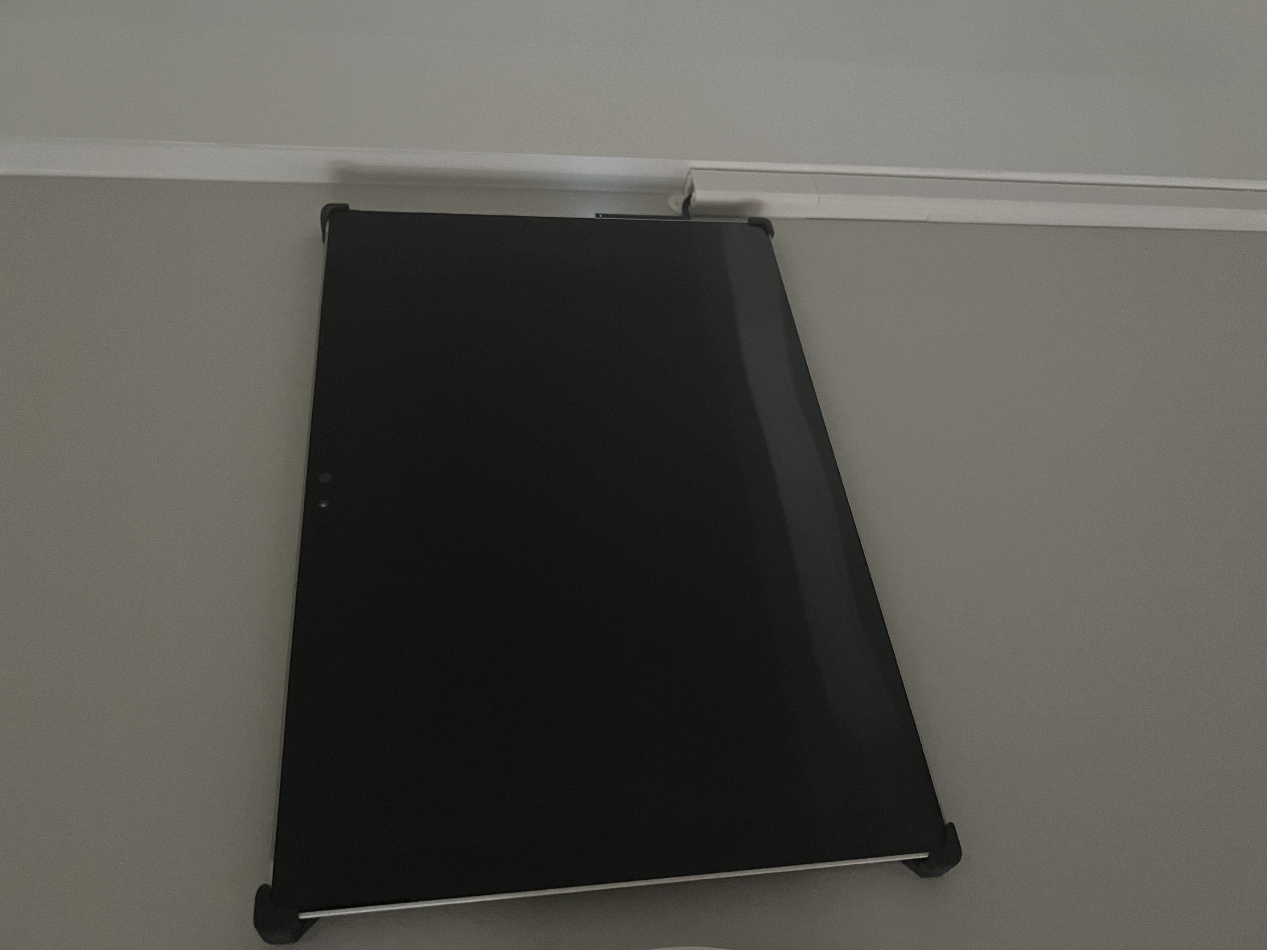 Surface Pro 4 Minimalist Wall Mount