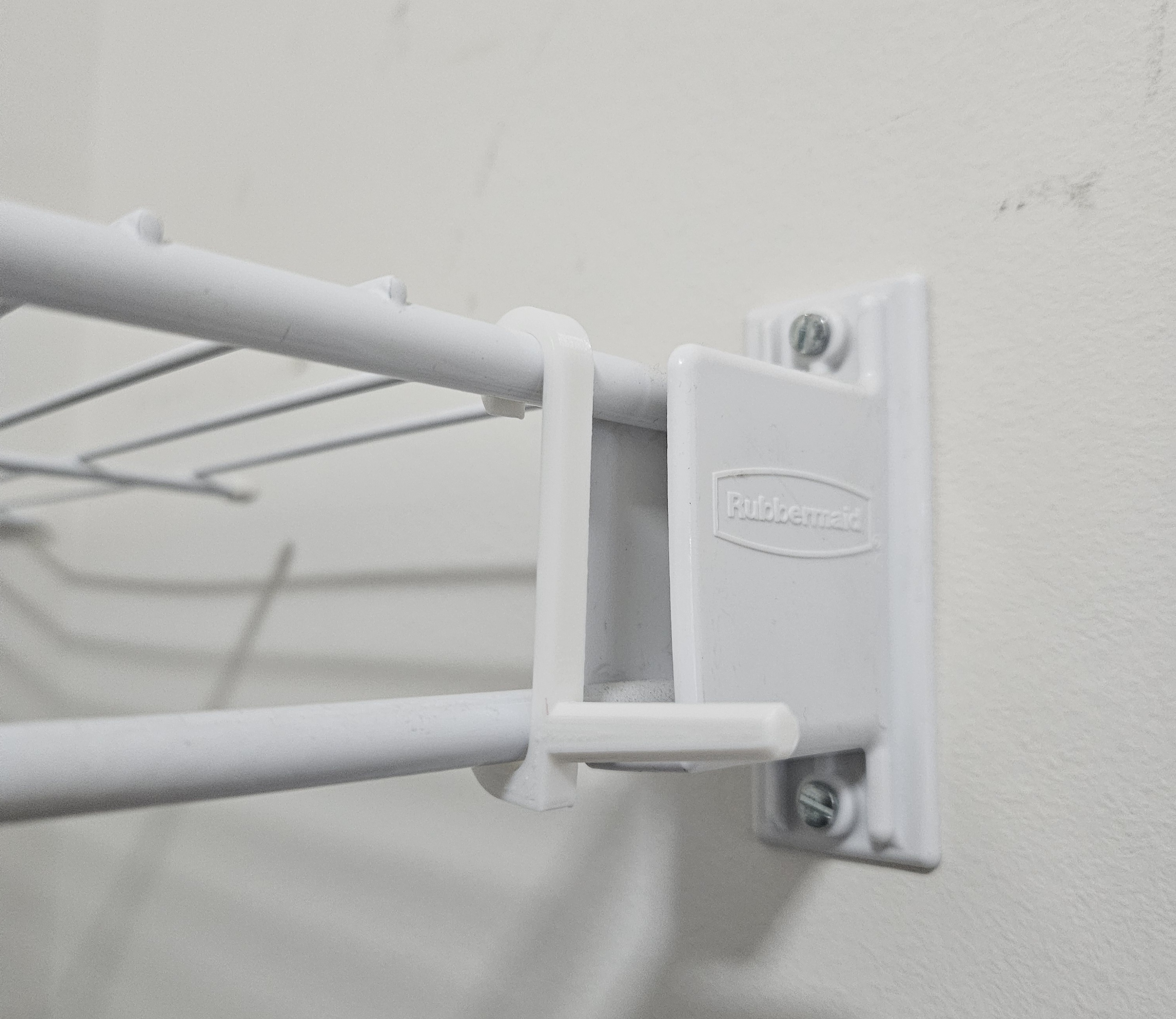 Rubbermaid Freeslide Attachment