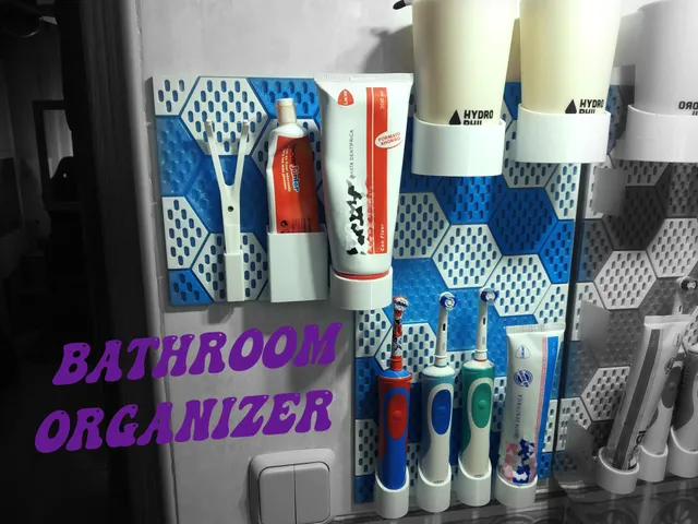 Bathroom organizer