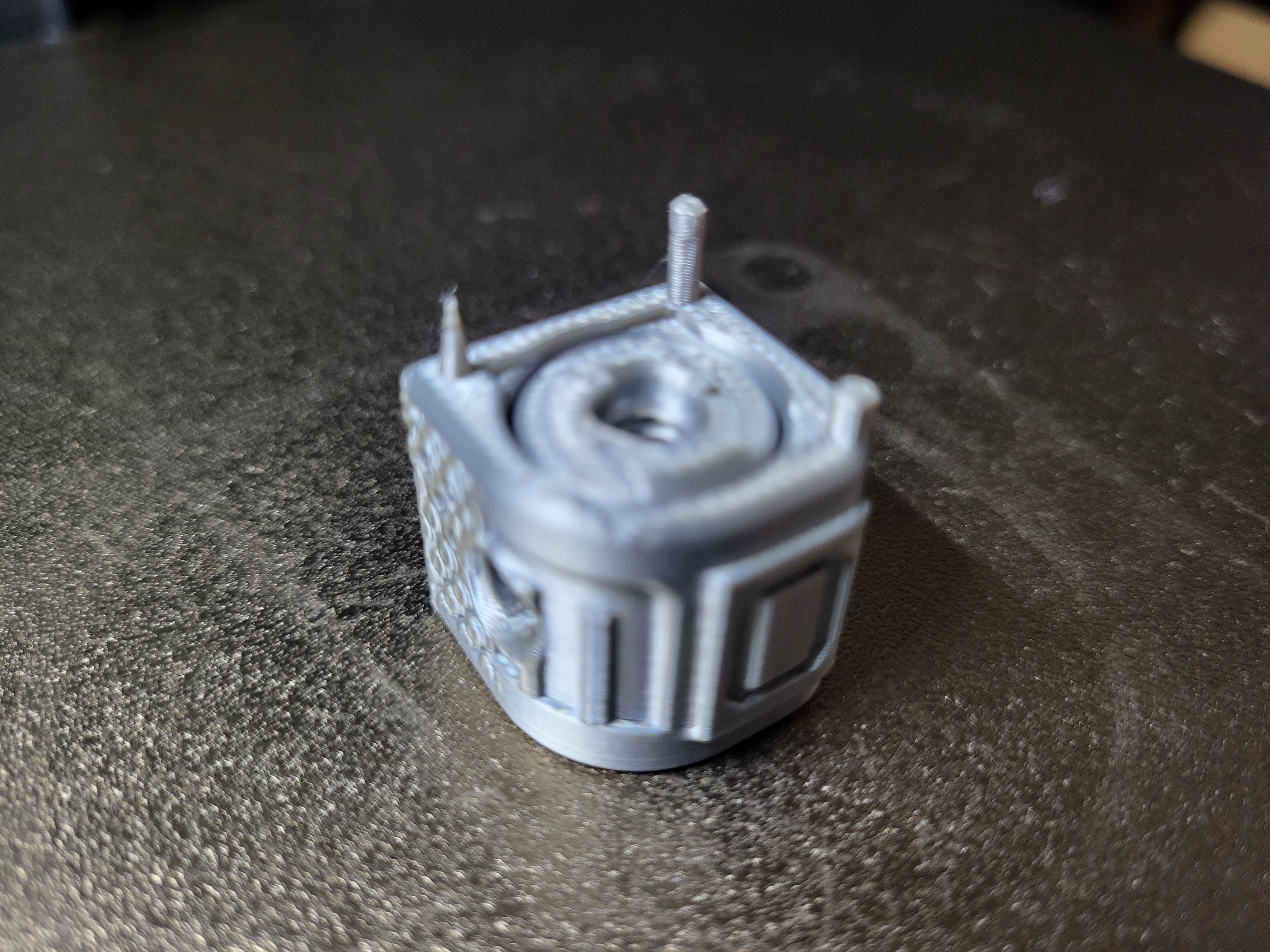 mozCUBE: mozWORLD Torture/Calibration Cube