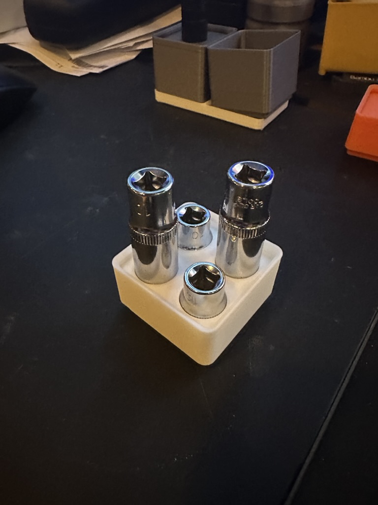 Miniatura 6 do modelo 3D 10mm Socket Tray