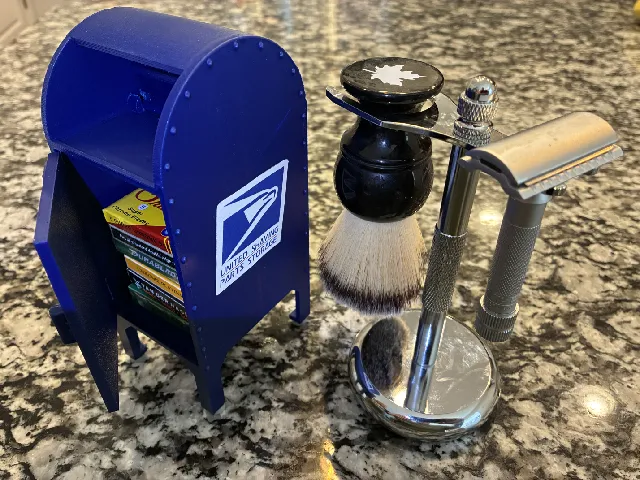 Razor Blade Mailbox