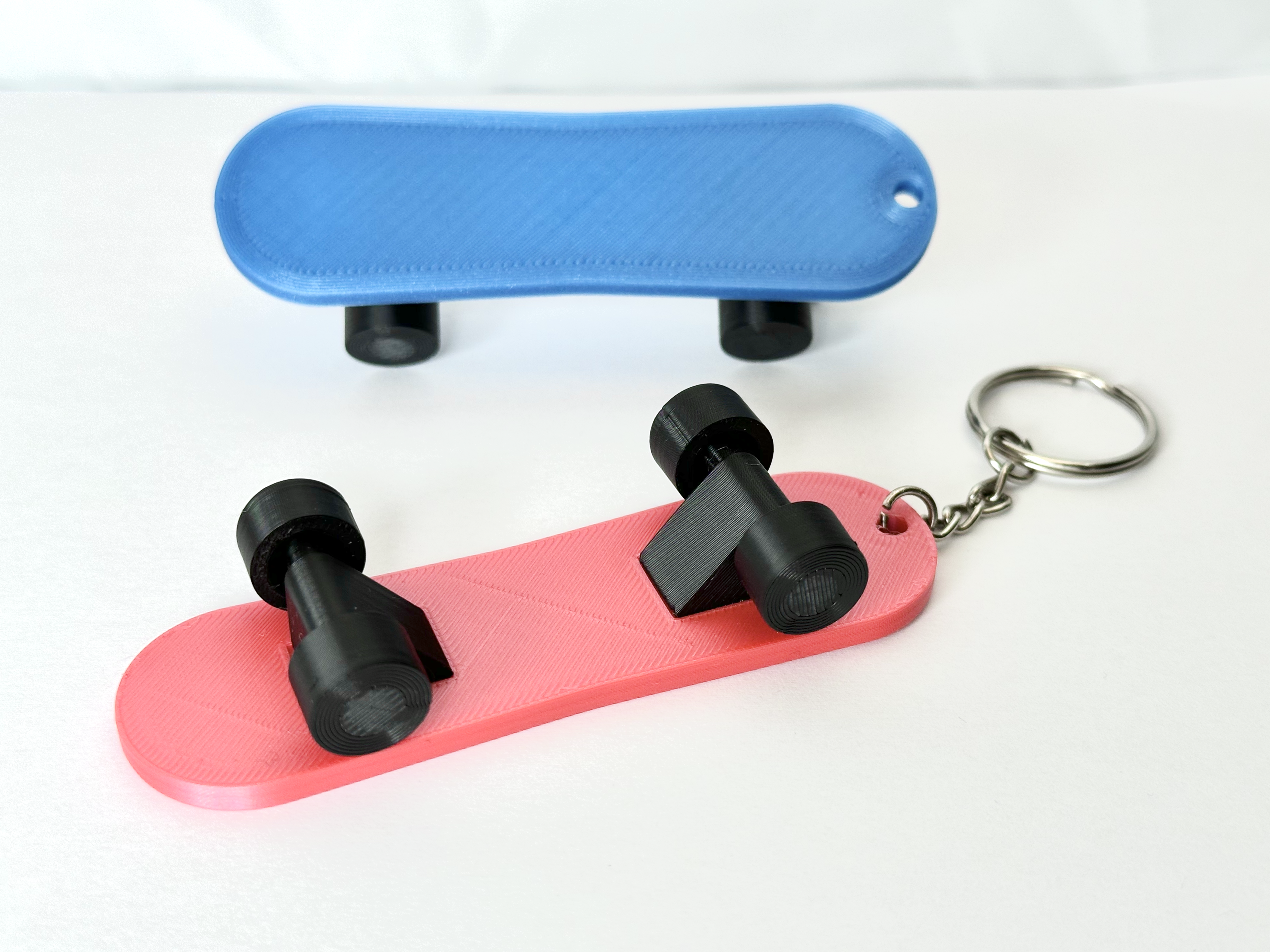 Mini Skateboard (rounded, keychain, remix)