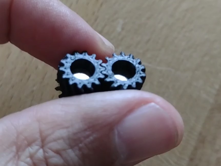 Minimal magnetized gear fidget