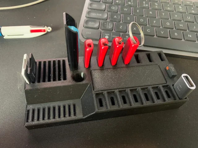 USB & SD card holder