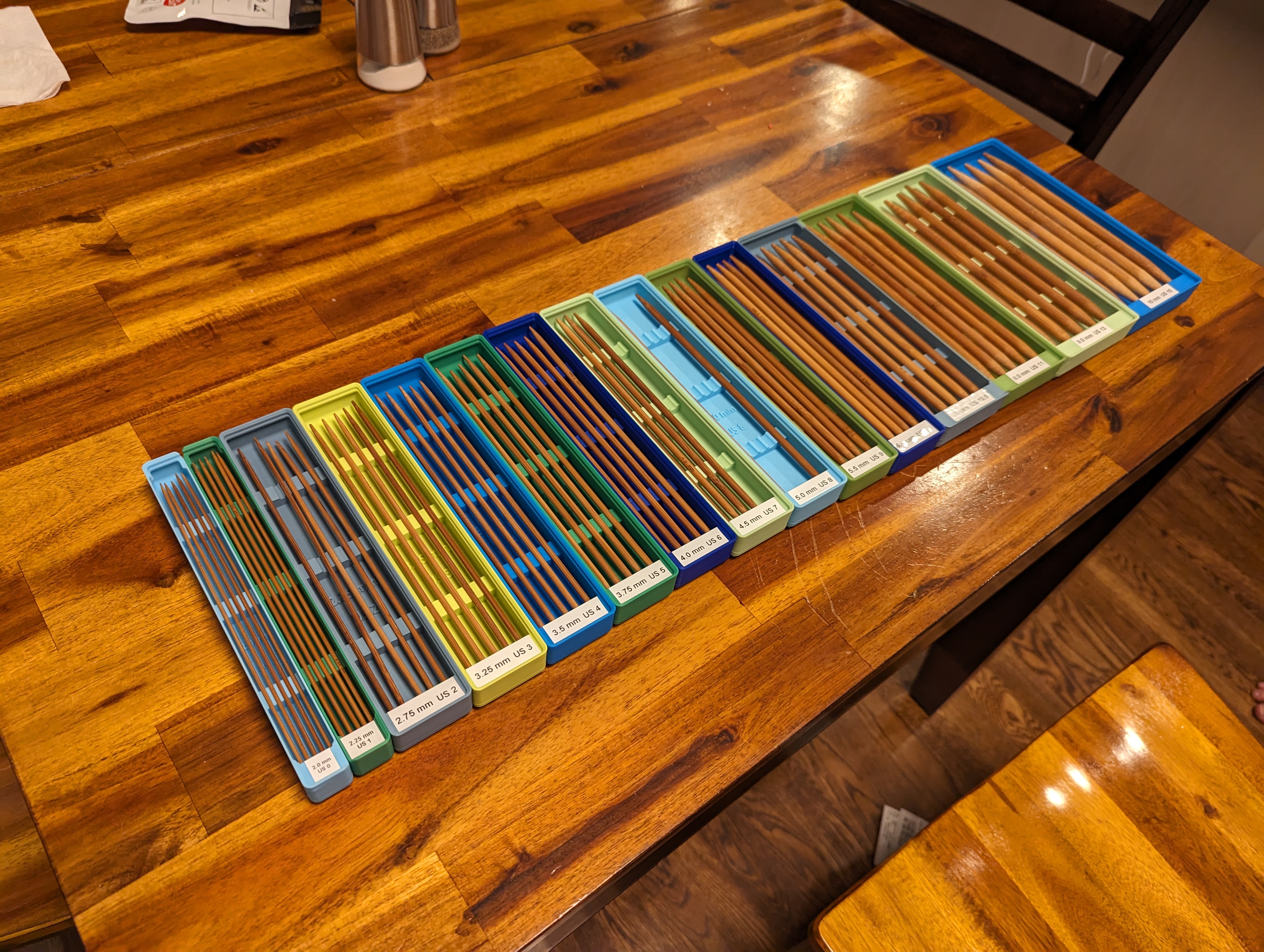 Gridfinity Knitting Needle Holders