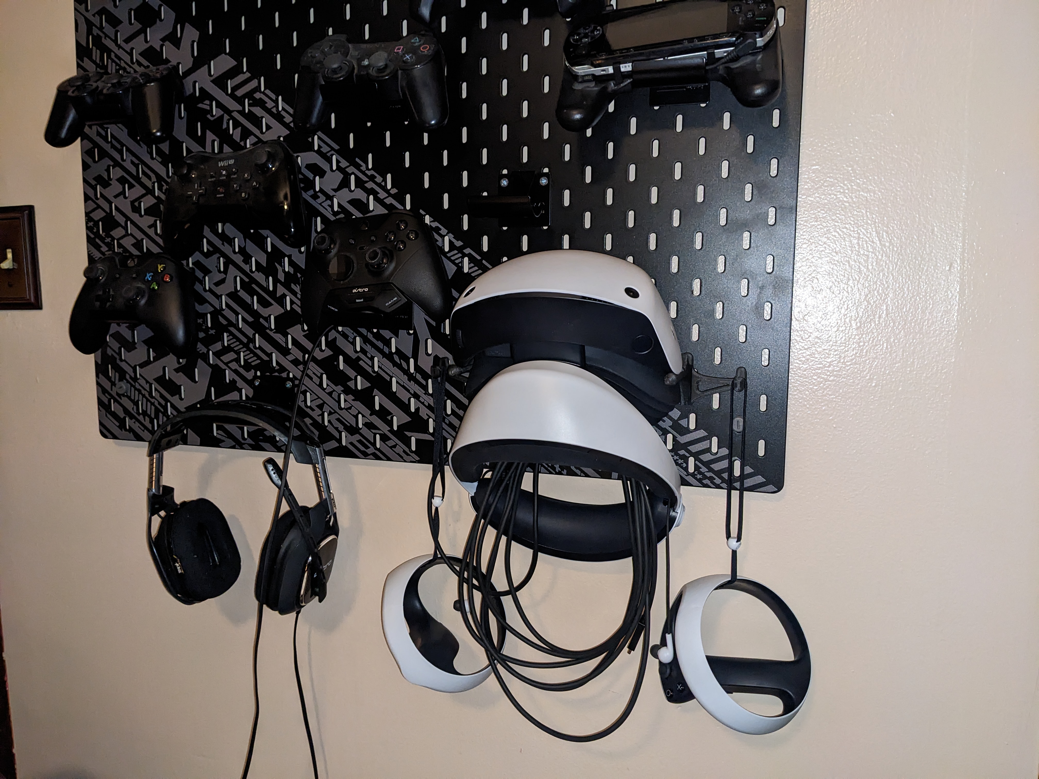 PSVR2 wall mount for Ikea Skadis