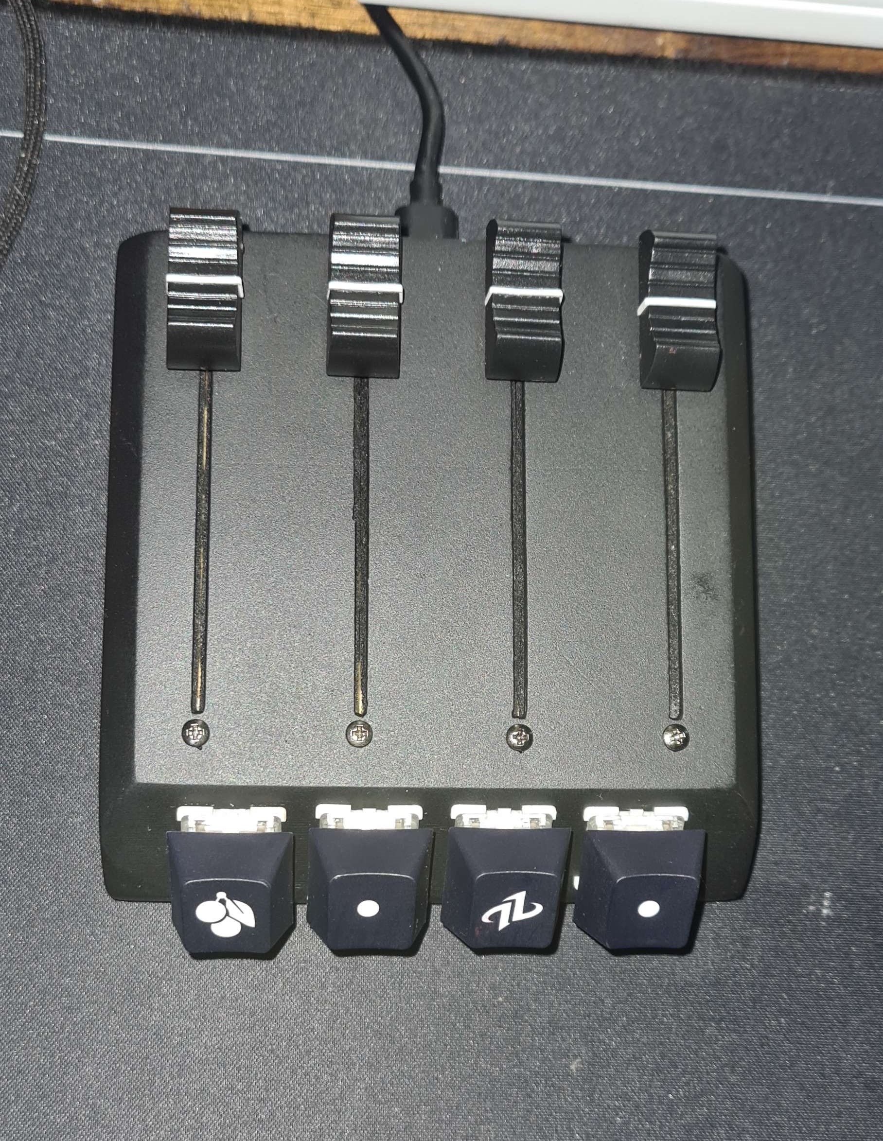 Miniatura 4 do modelo 3D Deej - MiniMixer