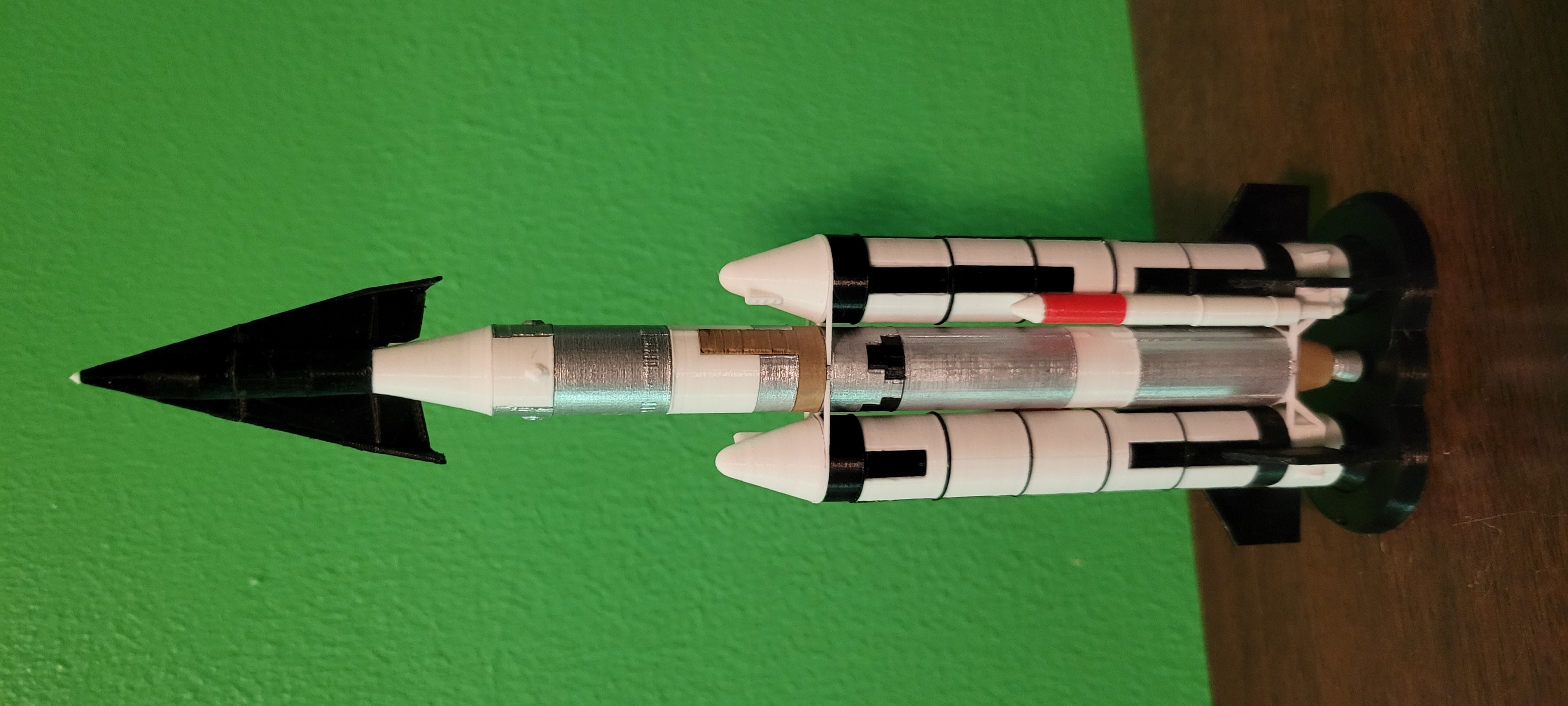 Boeing X-20 Dyna-Soar/Titan IIIC - 1:200