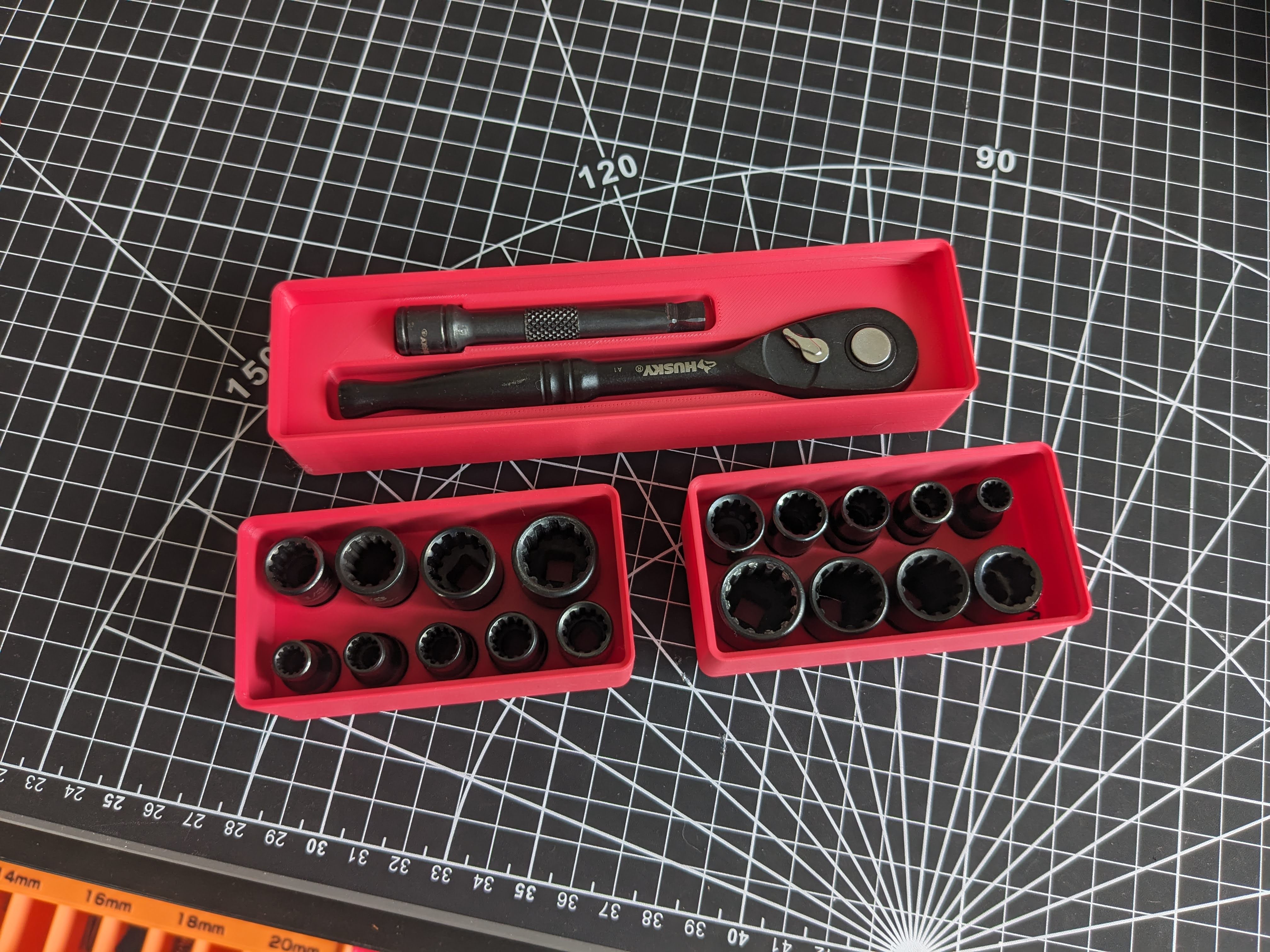 Gridfinity Husky socket wrench containers by Aaron Chambers Download