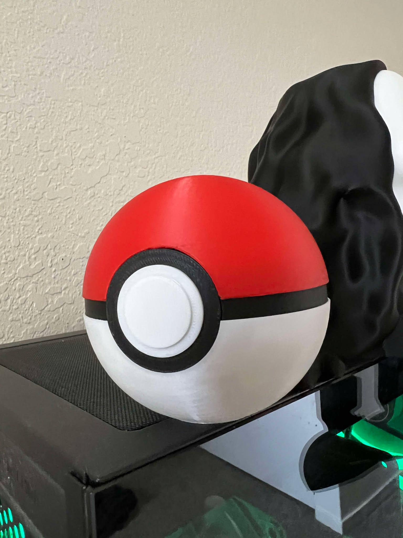 Super easy Pokeball no MMU needed