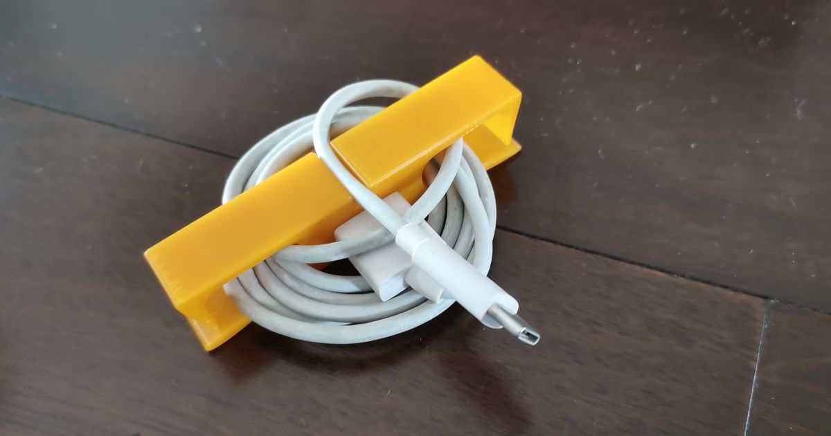 USB Cable Clip by SUFE08 Download free STL model