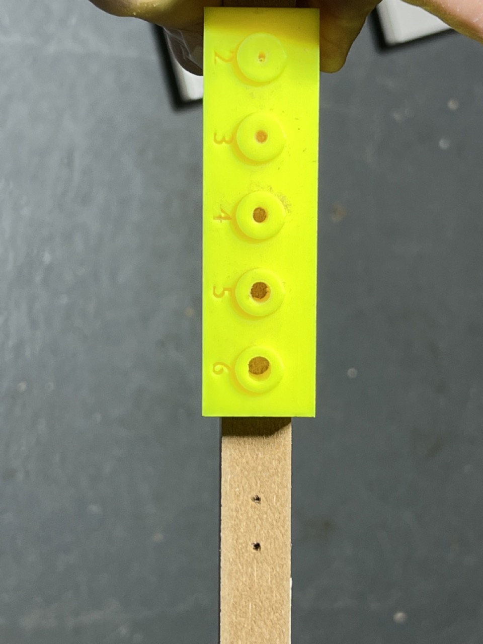 Drill Jig for 18mm MDF / Board by DiscoStu Download free STL model