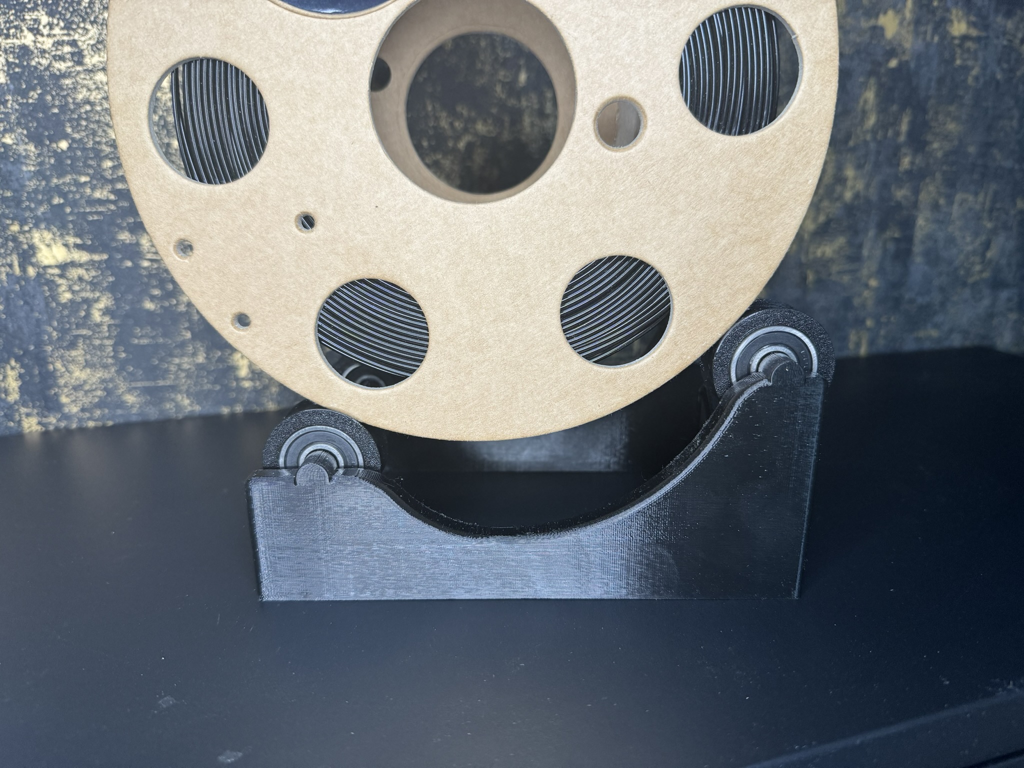 3D Printable Filament Roller for Ikea Samla Boxes and Dry Boxes by