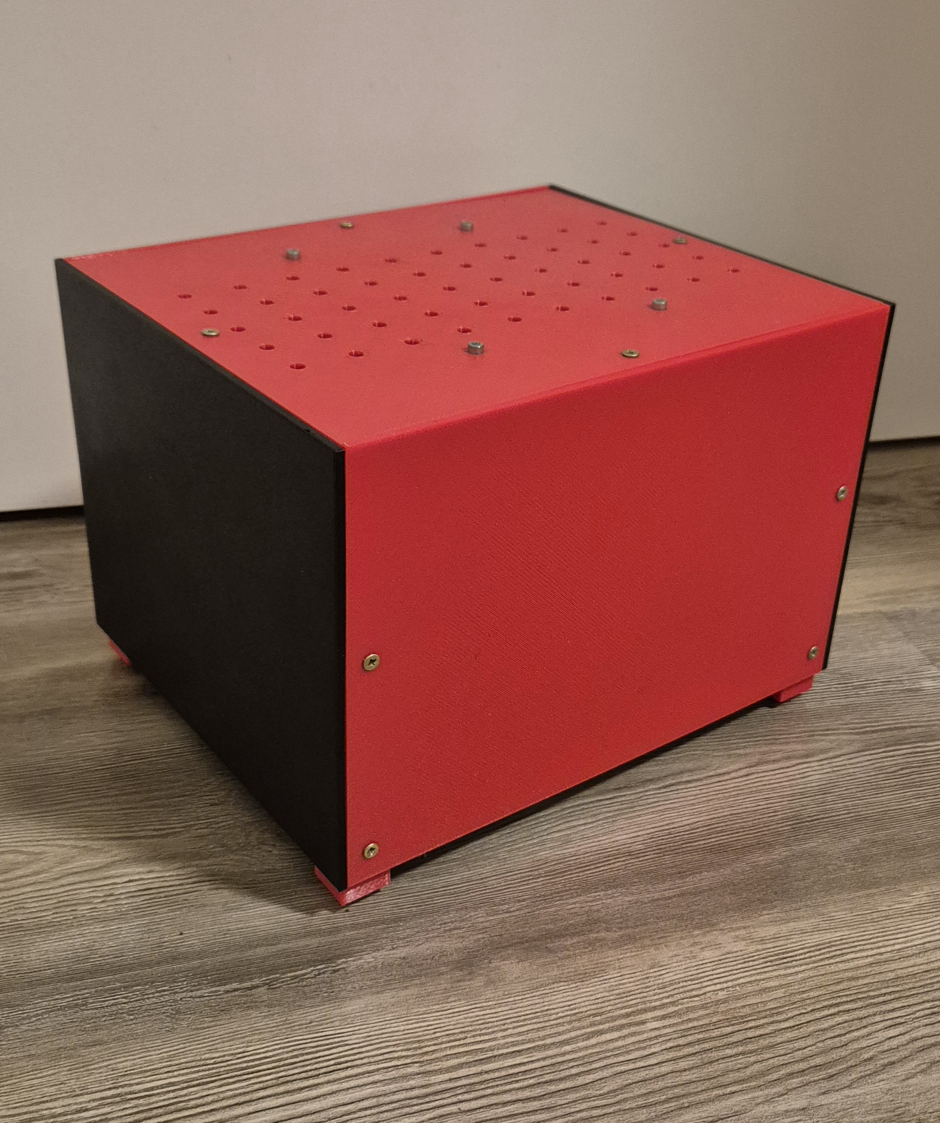 BTC-T37 motherboard PC case