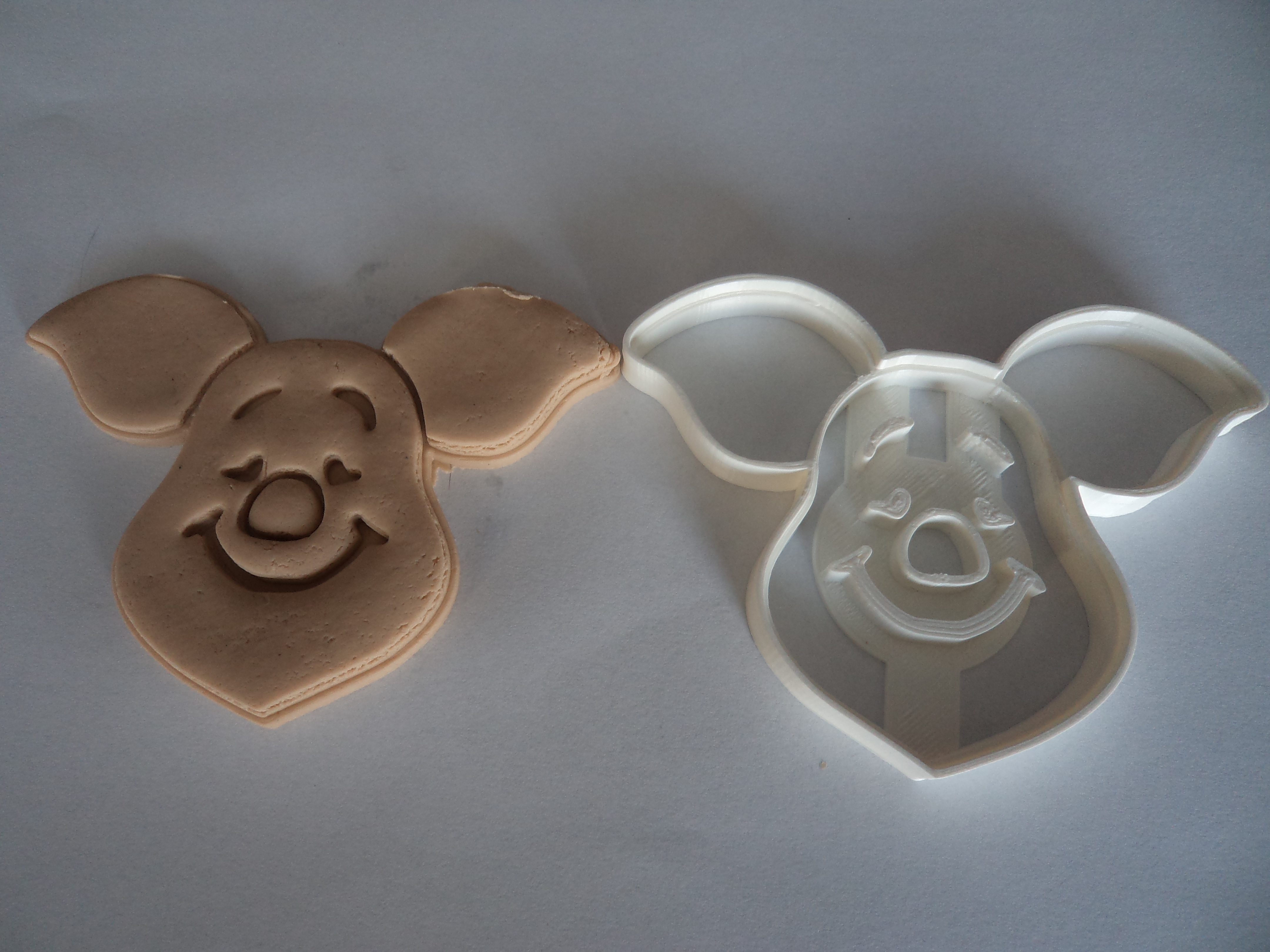 Piglet cookie cutter