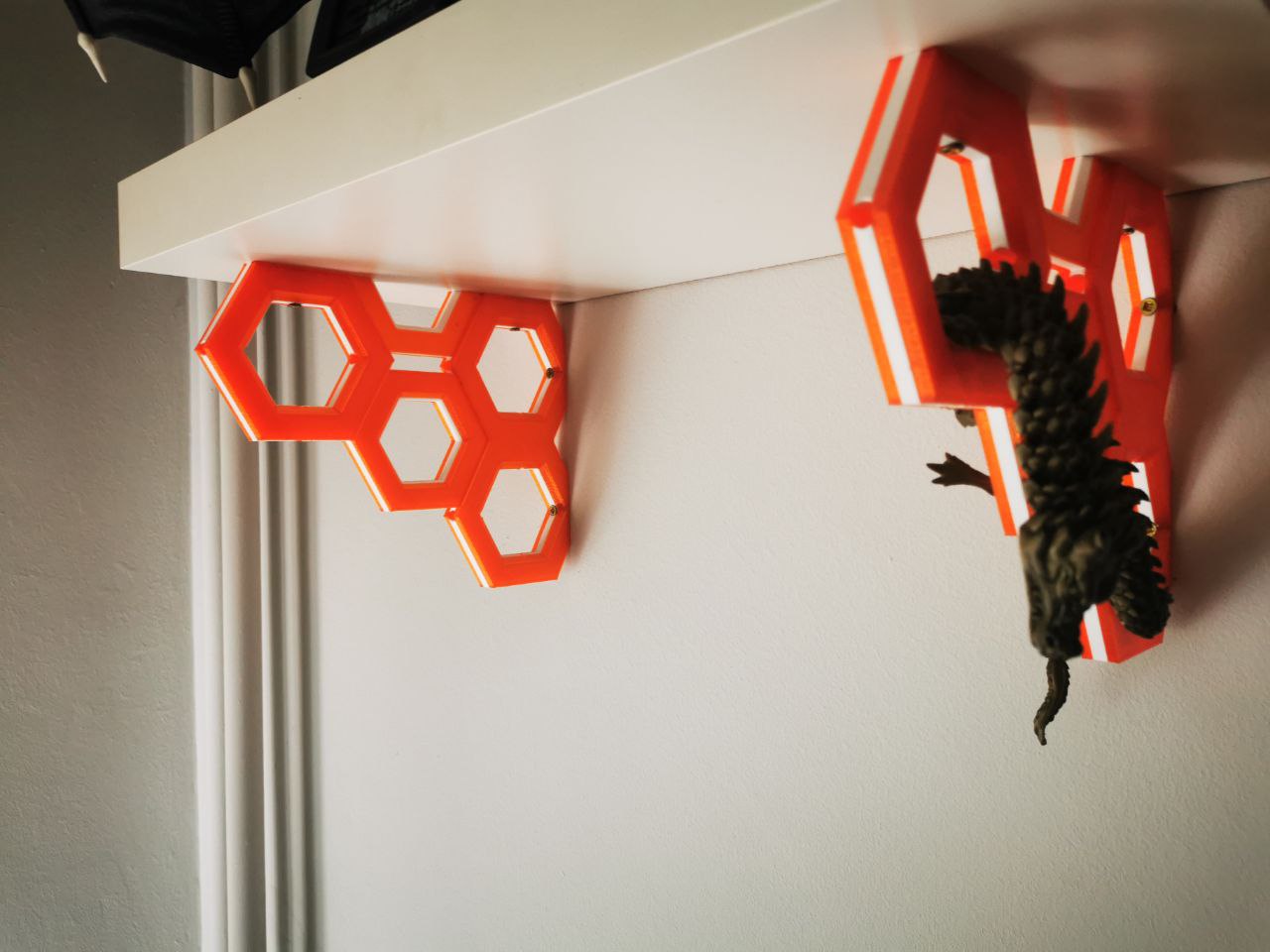 Hexagon Shelf Bracket by 3D a medida Download free STL model