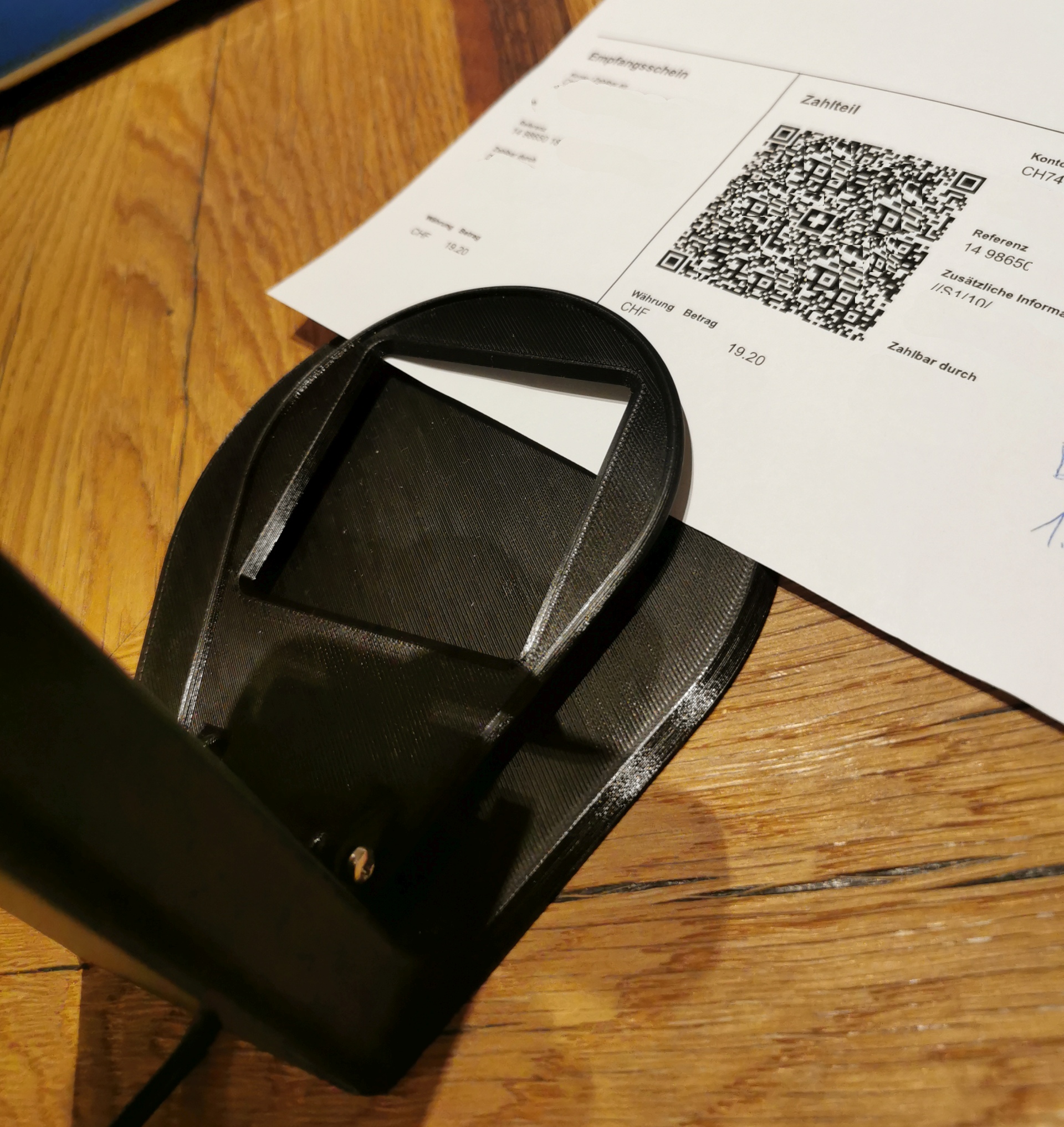 Webcam Stand E banking QR Code Reader QR Rechnung By Sternli27 webcam-stand-e-banking-qr-code-reader-qr-rechnung-by-sternli27