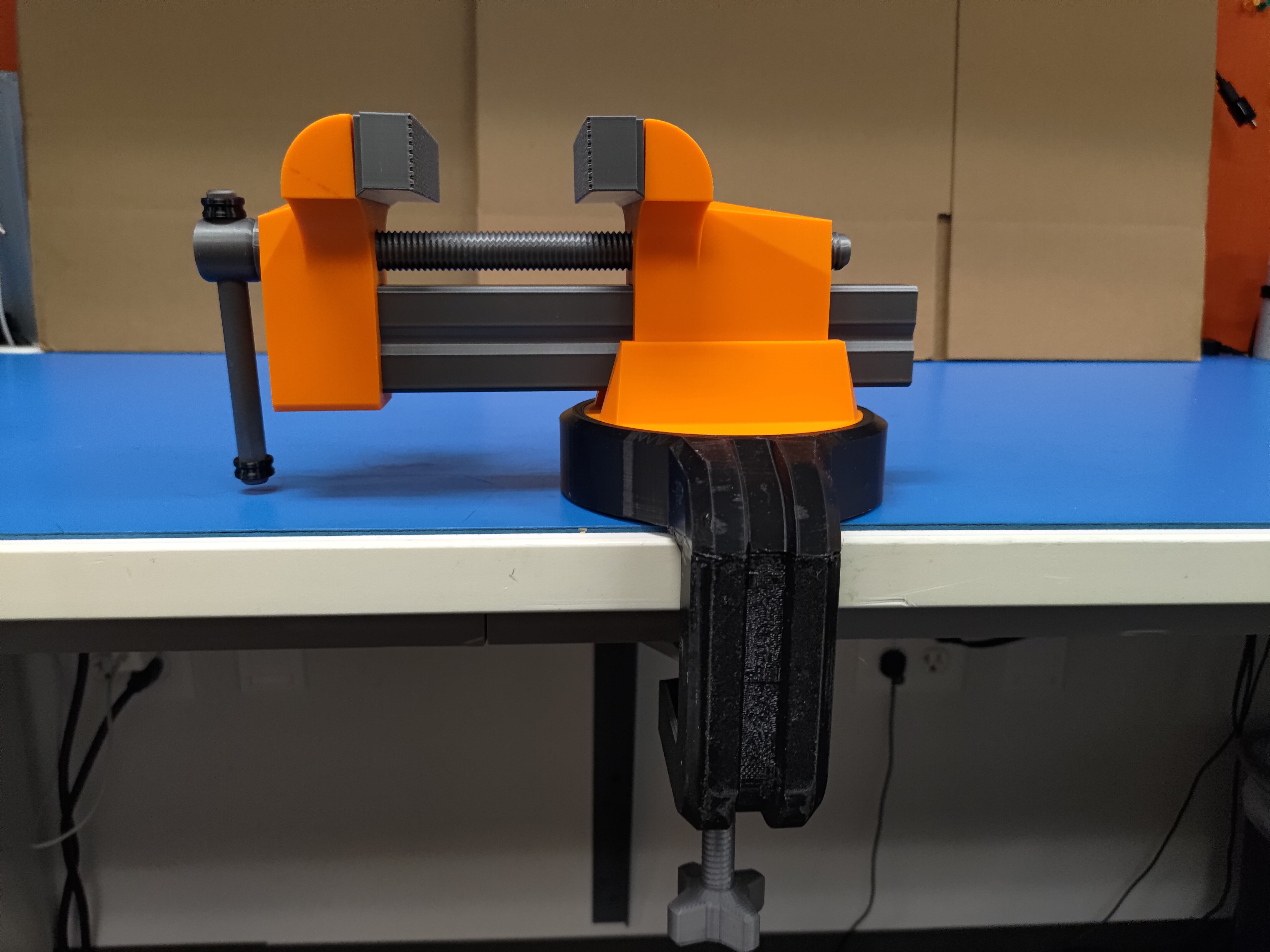 Desktop Vise