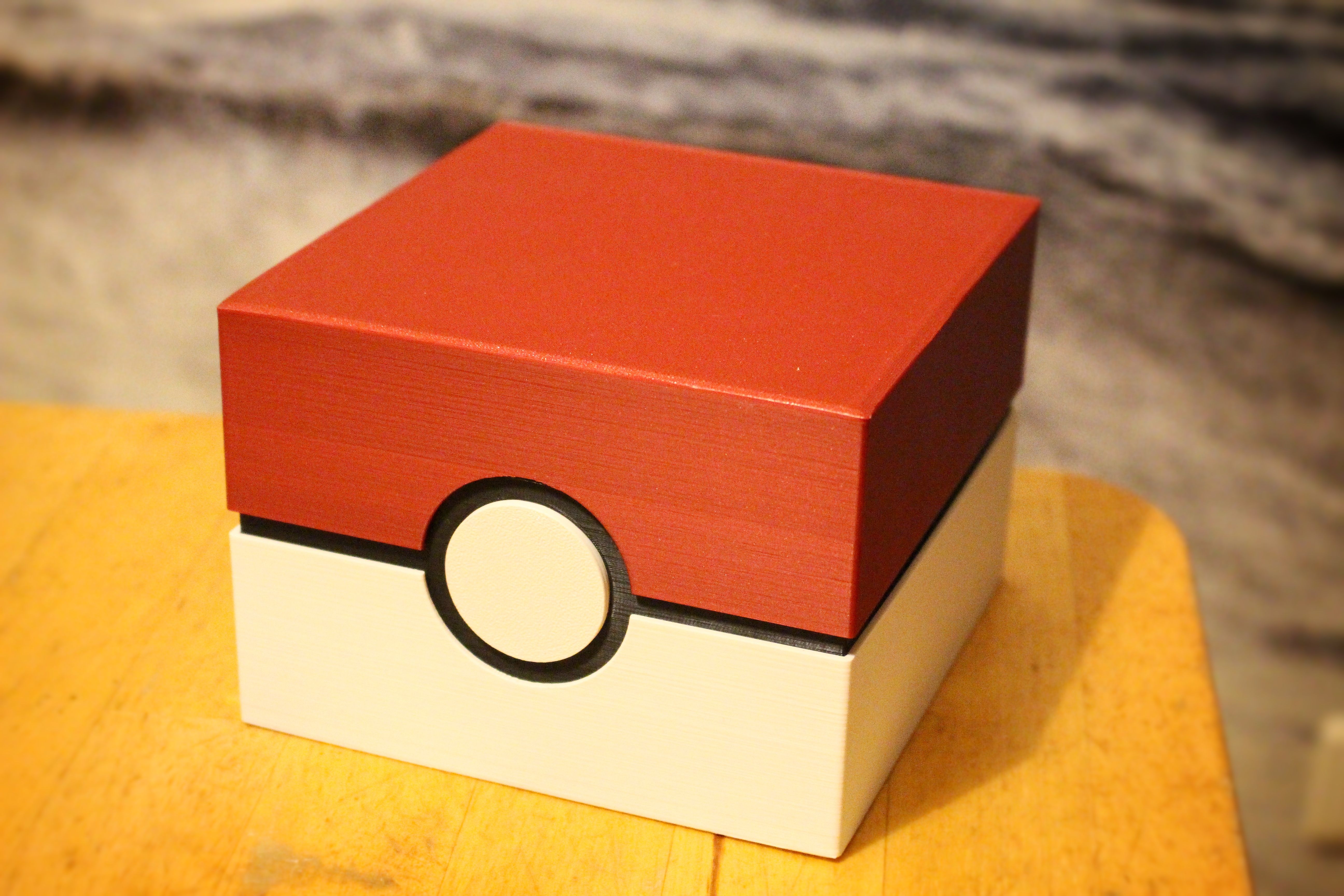 Card Box (Pokeball / Pokemon Box)