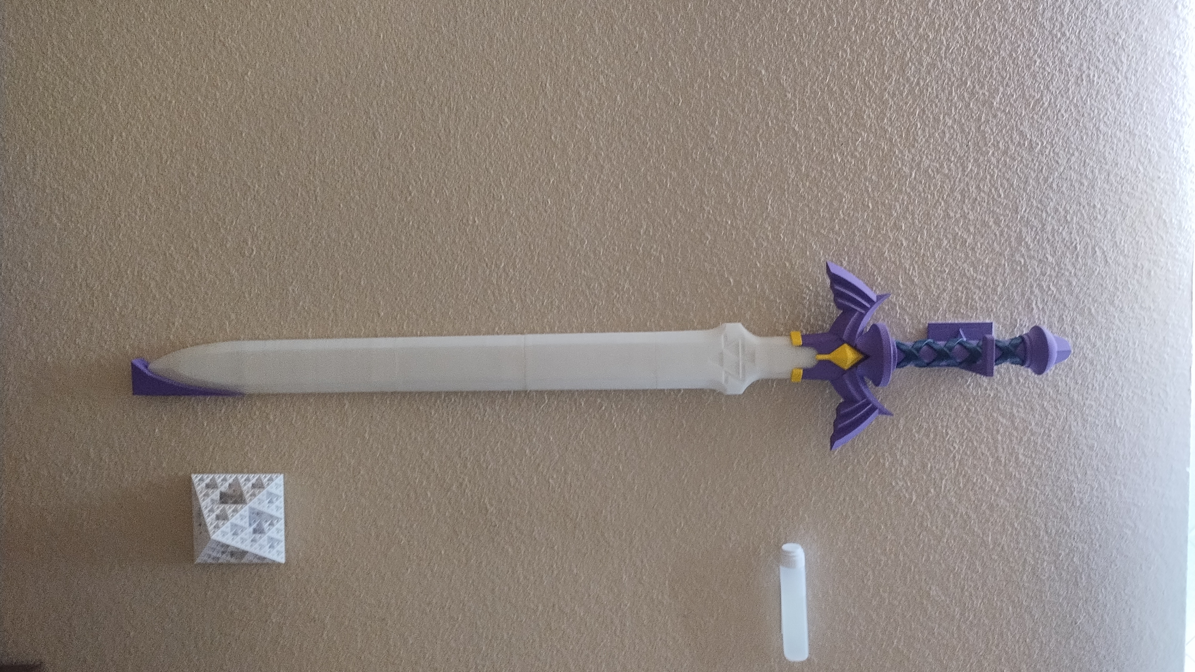 Miniatura 3 do modelo 3D wall mount for master sword