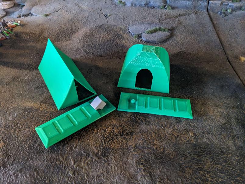 Mini 13: Campground Playset
