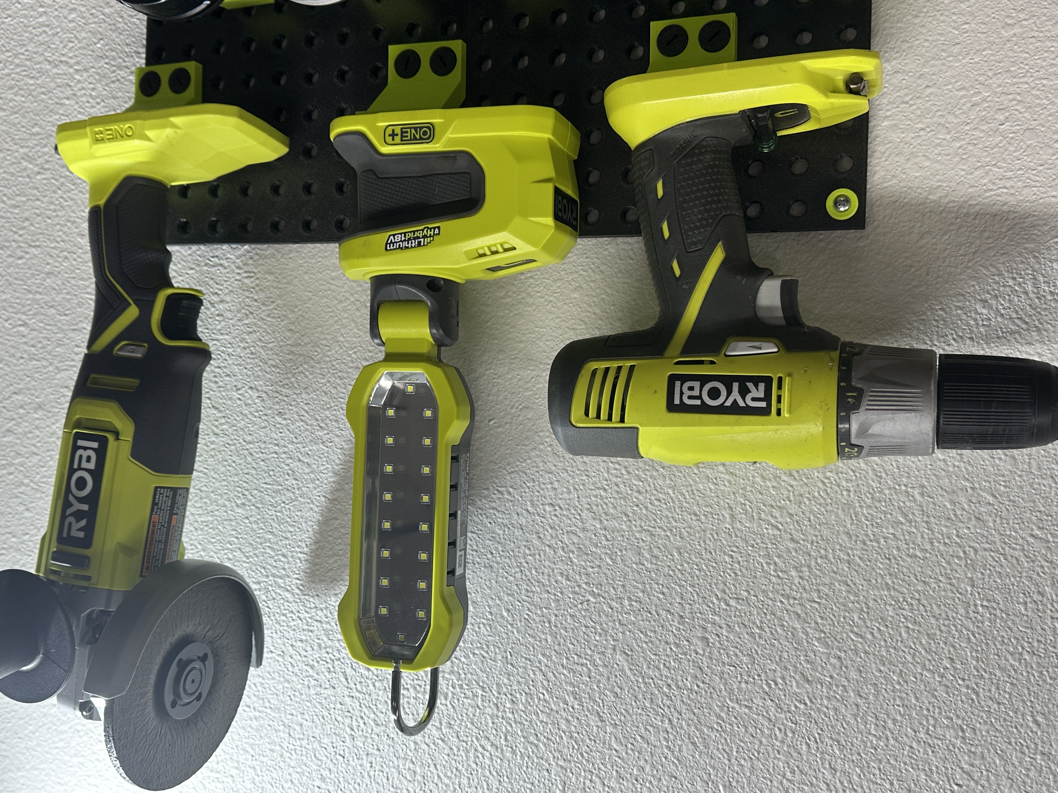 Screw Wall Ryobi — thumbnail 5