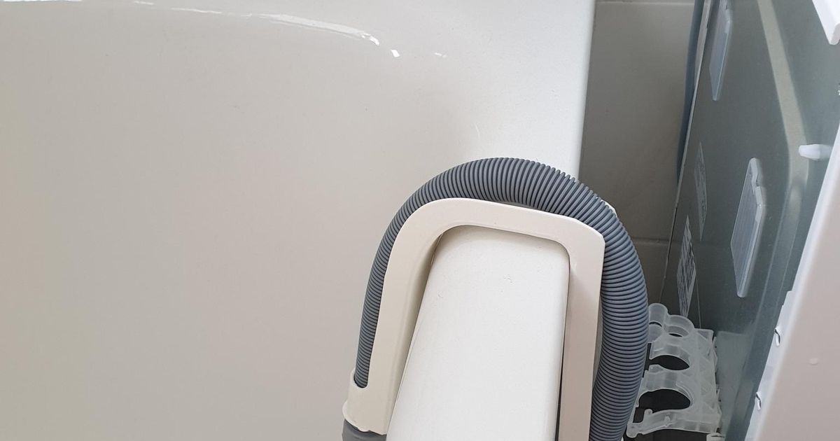 Washing Machine drain hose holder for bathtub by Dion Download free
