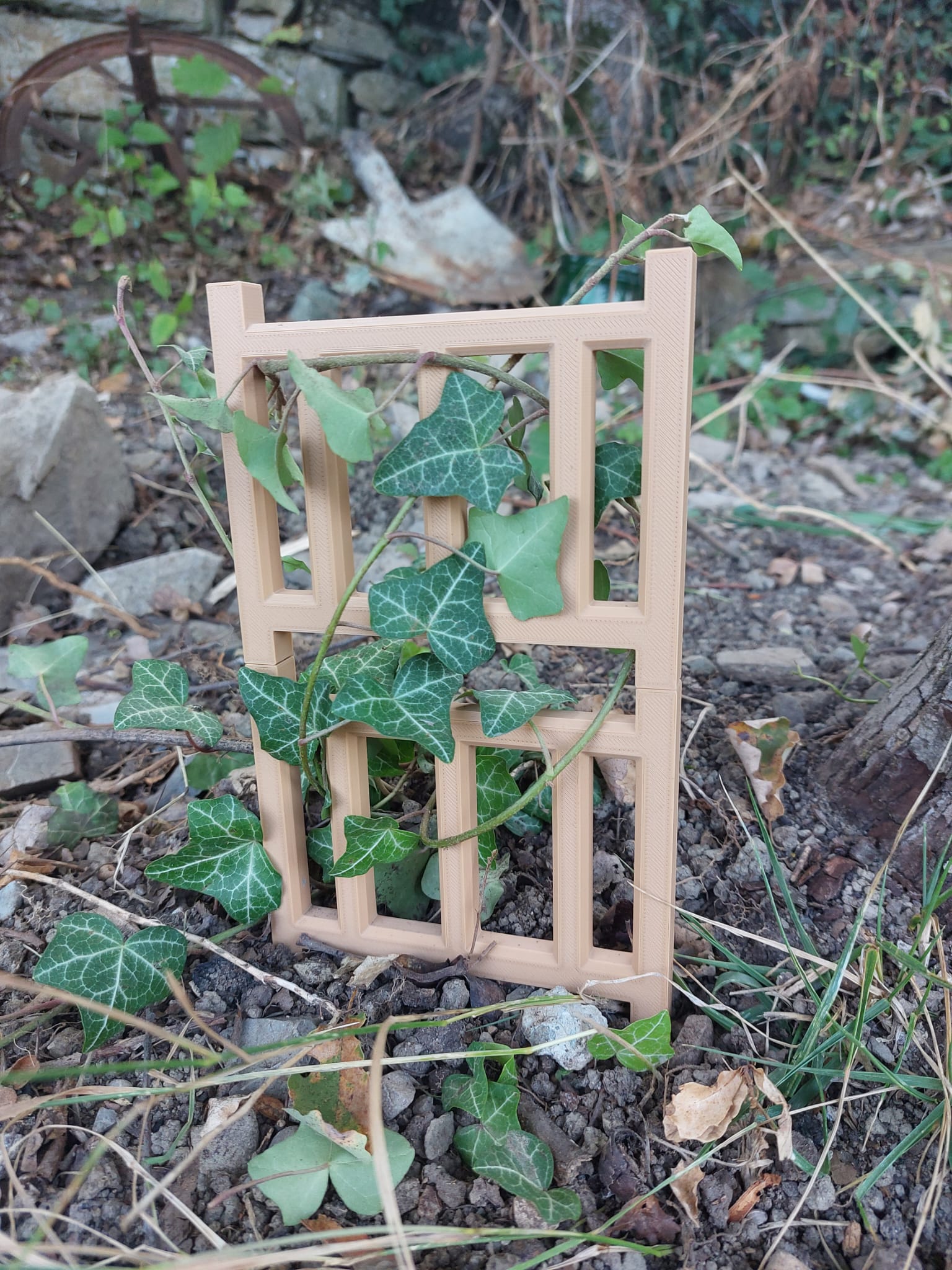 Miniatura 3 do modelo 3D Stackable Fence - Plant Support