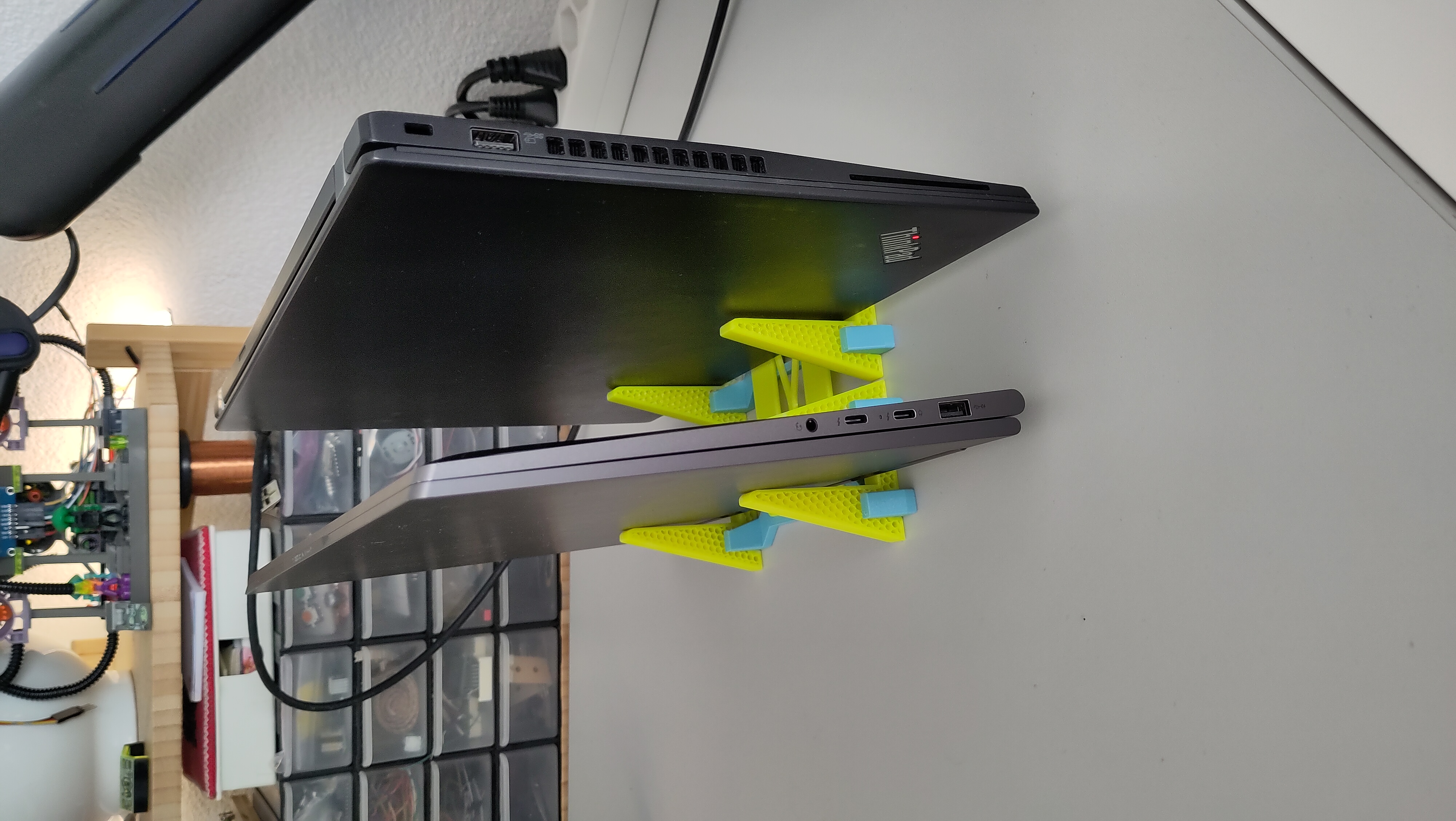 Laptop Stand Connector 3D model thumbnail