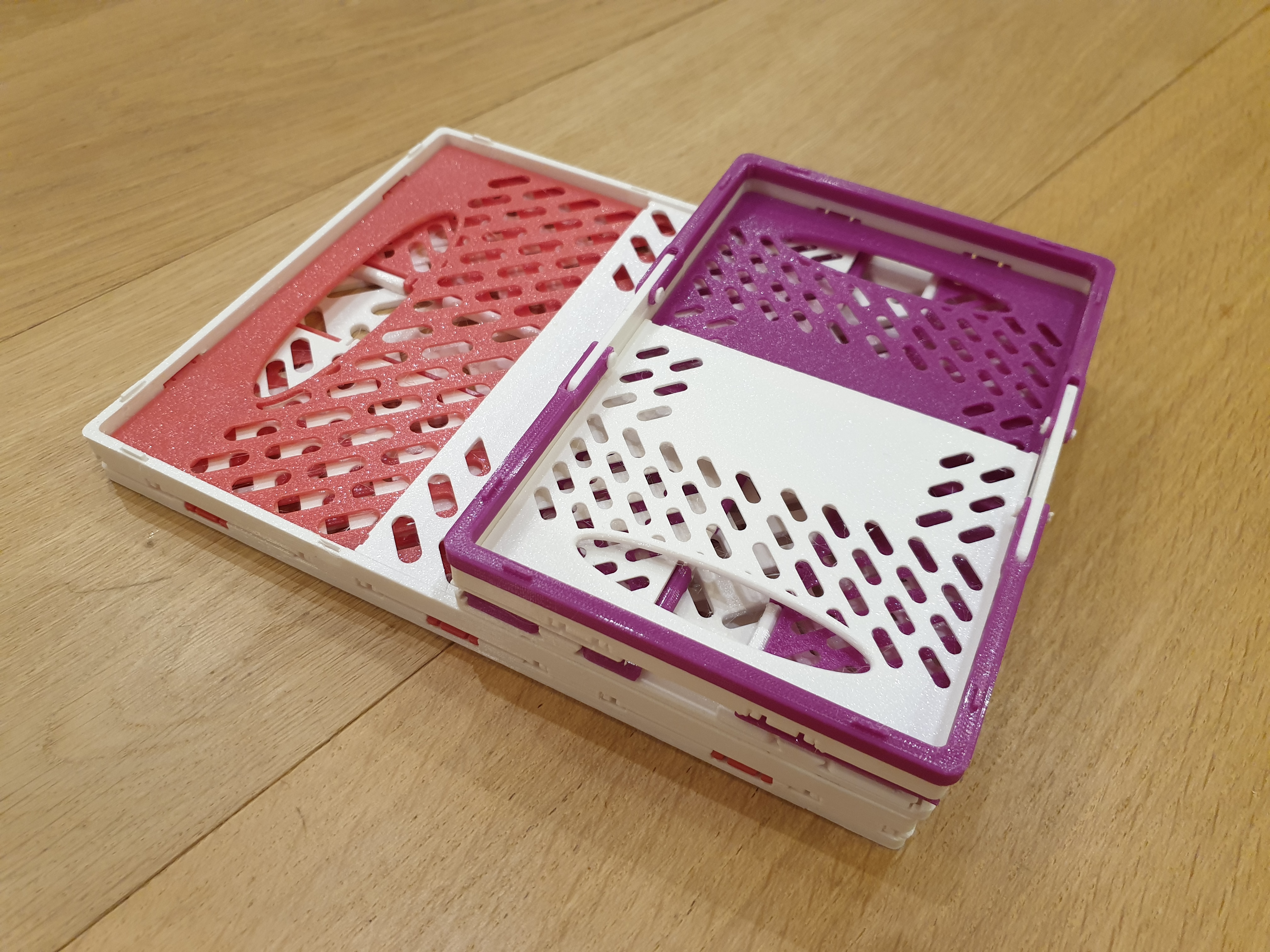 Miniatura 9 do modelo 3D Foldable crate, stackable, with handle and customizable label