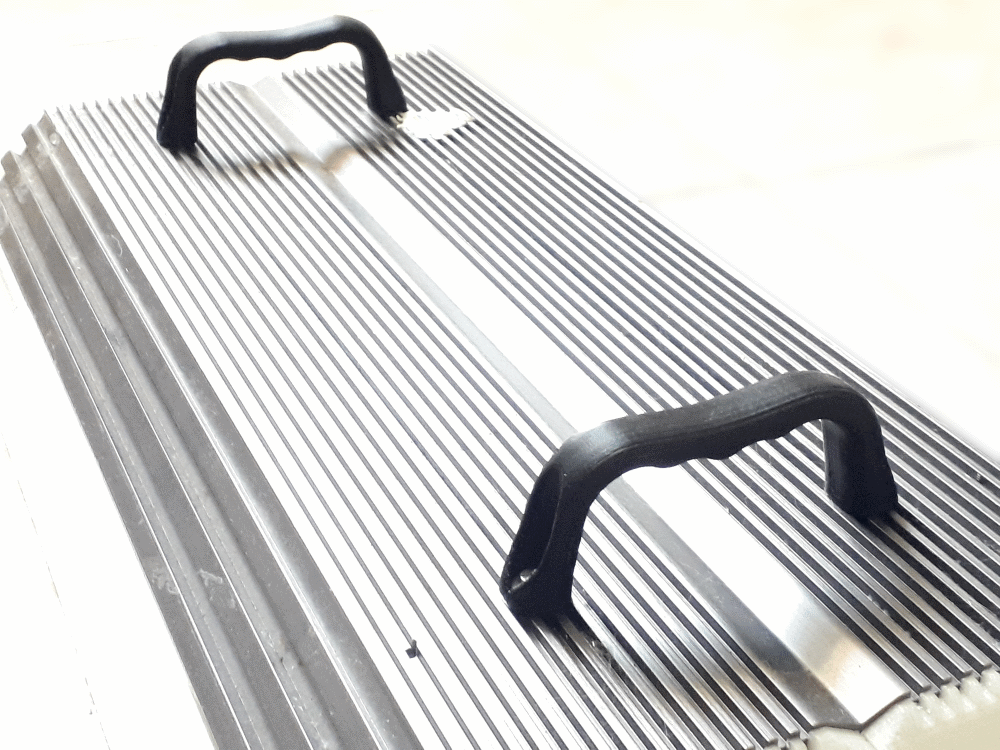 Ergonomic handle