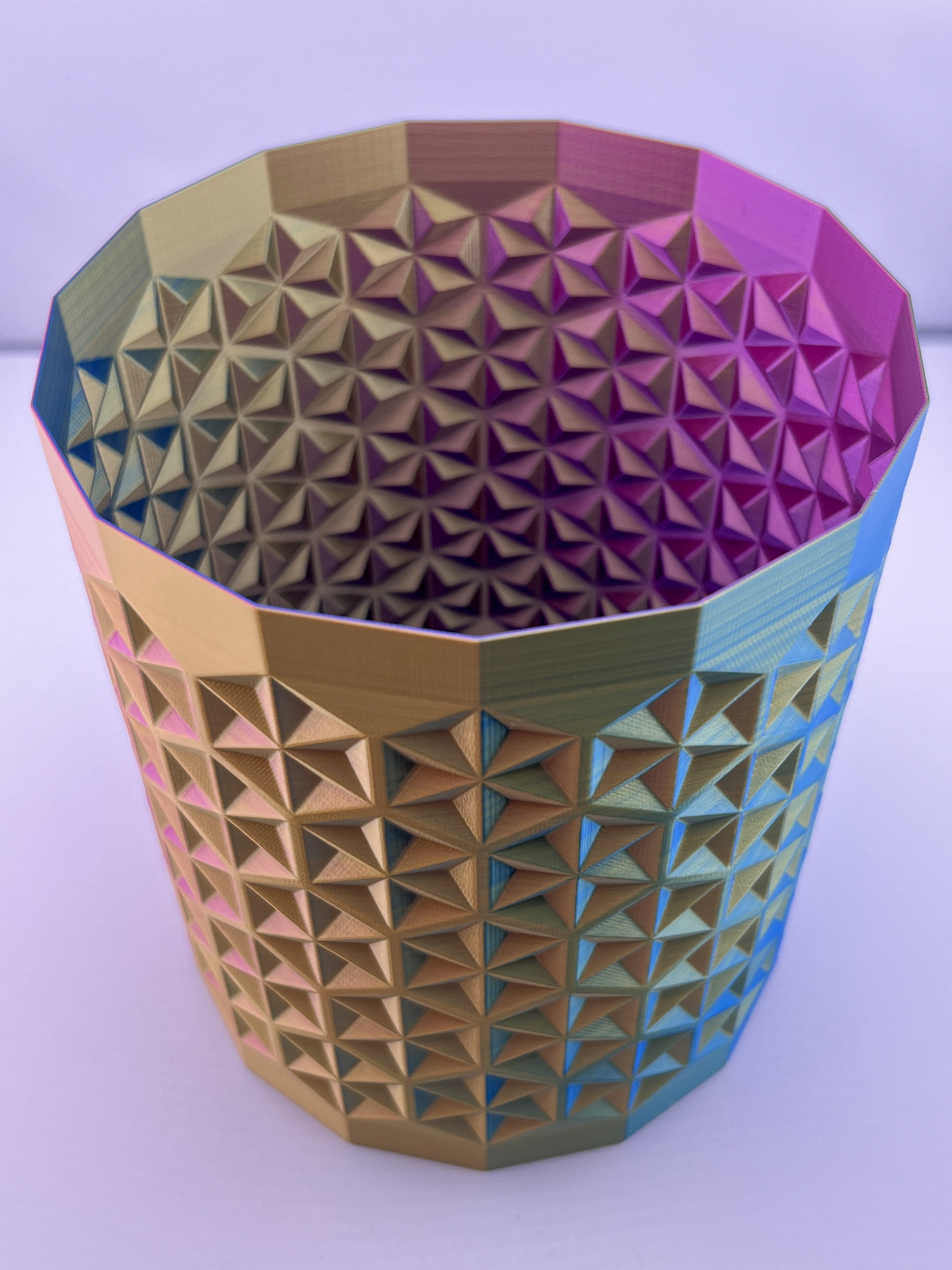 Vase, Pot or Bin with multifaceted Asanoha / hemp leaf hexagon pattern