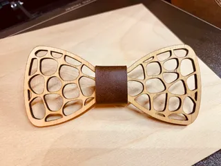 Wooden Bow Tie - Voronoi