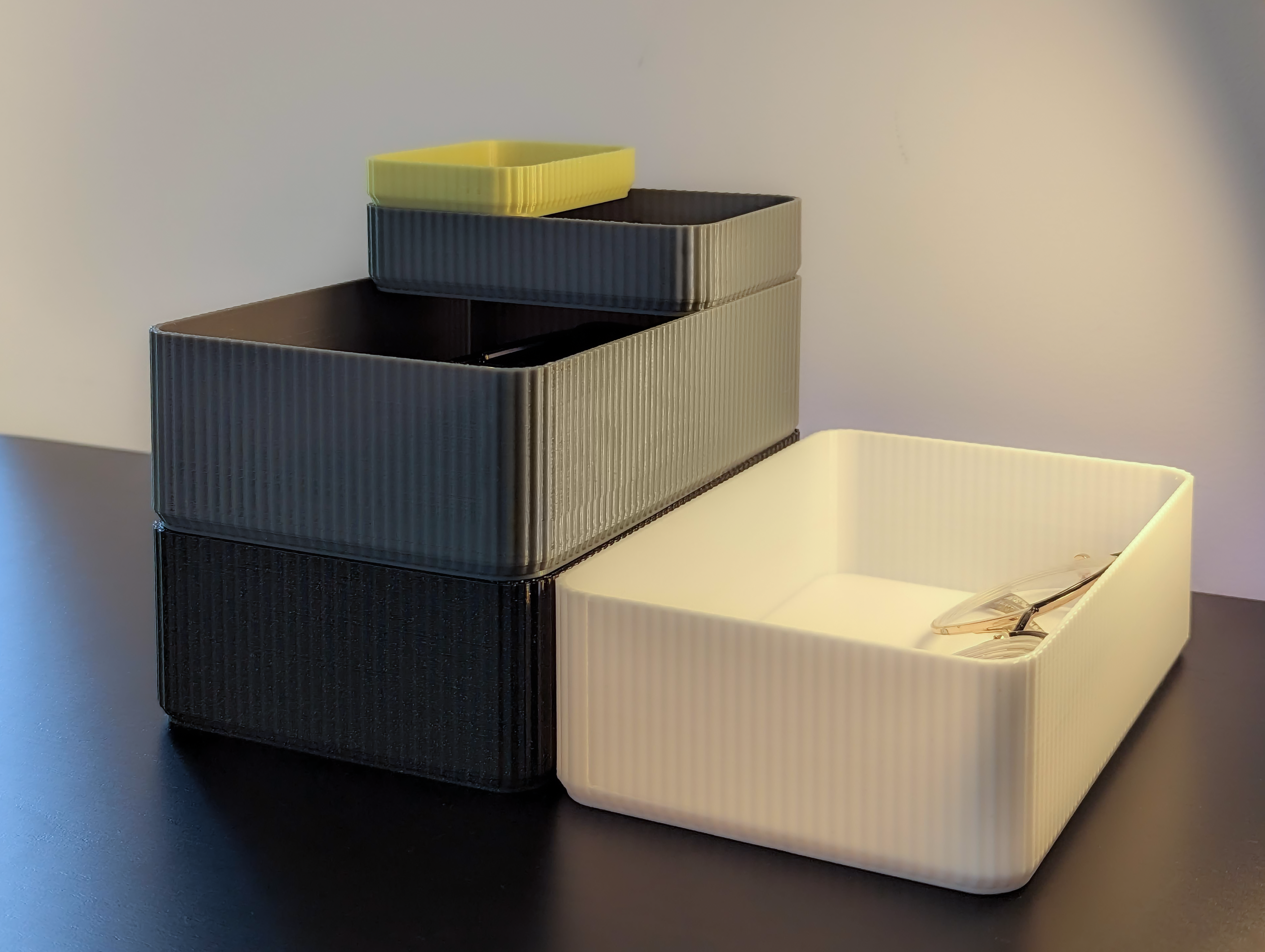 Miniatura 5 do modelo 3D Stackable Designer Tray Set