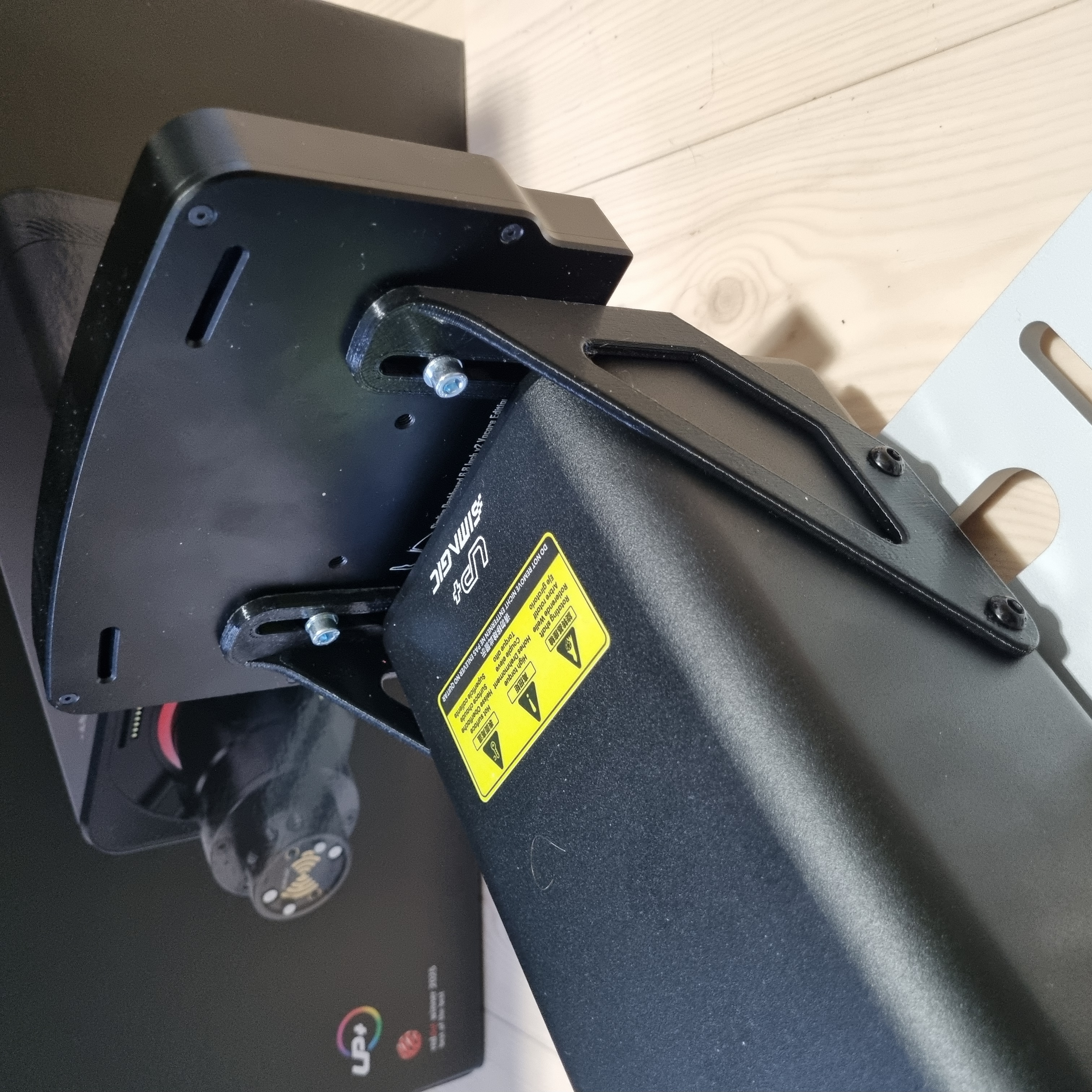 Simagic Alpha Evo Dash Mount