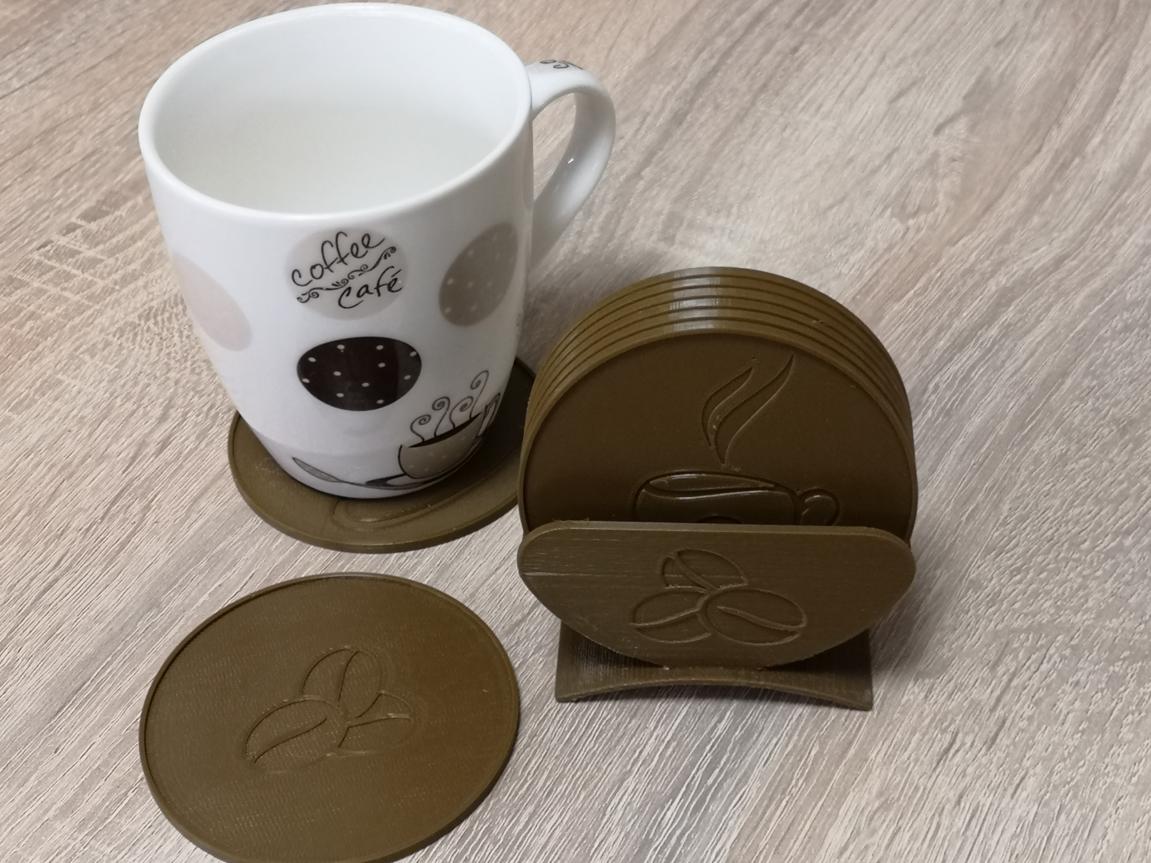 Coffee mat (coaster) & holder - kávičkárska súprava